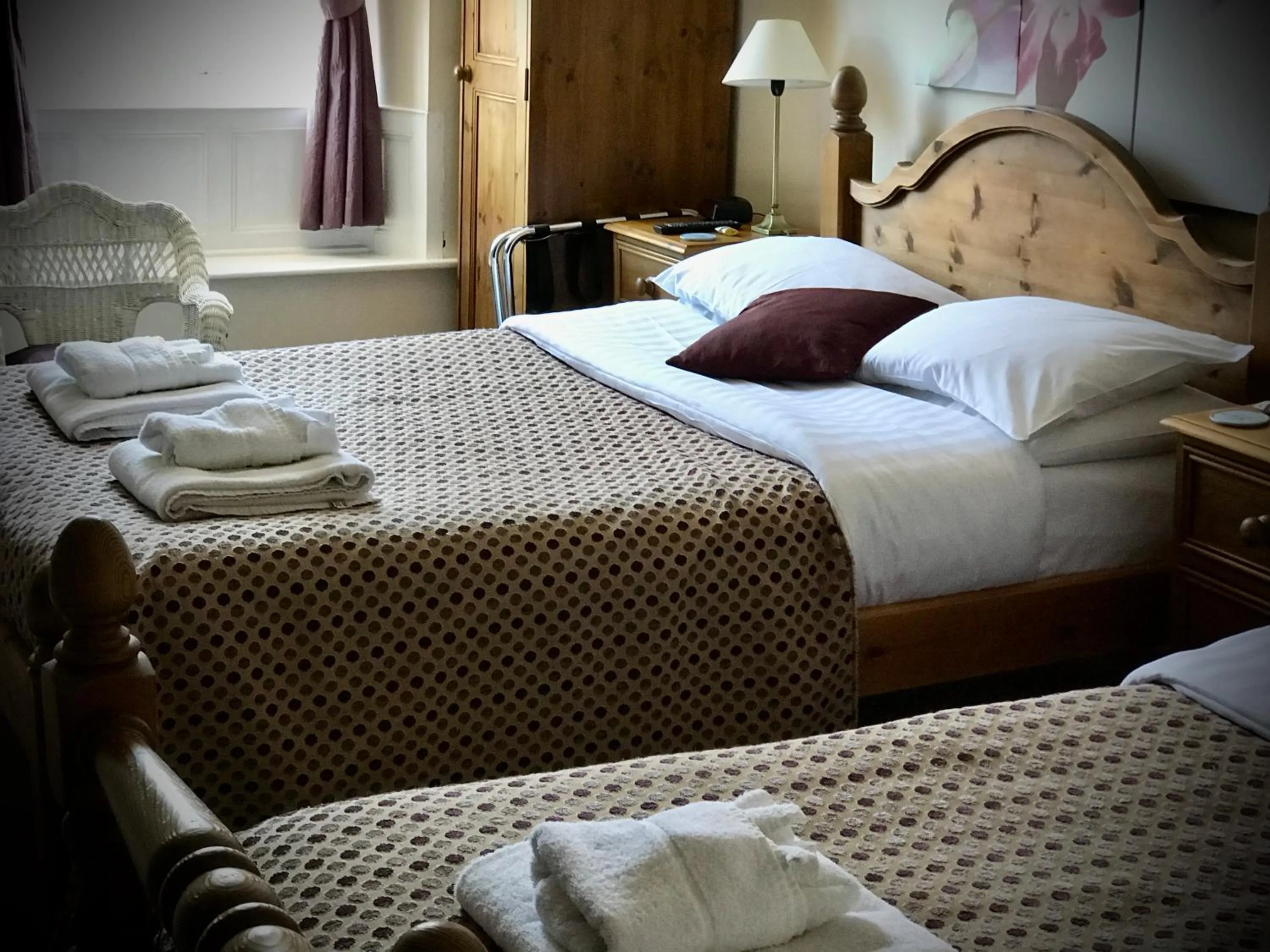 Bed in The White Horse Inn, Clun