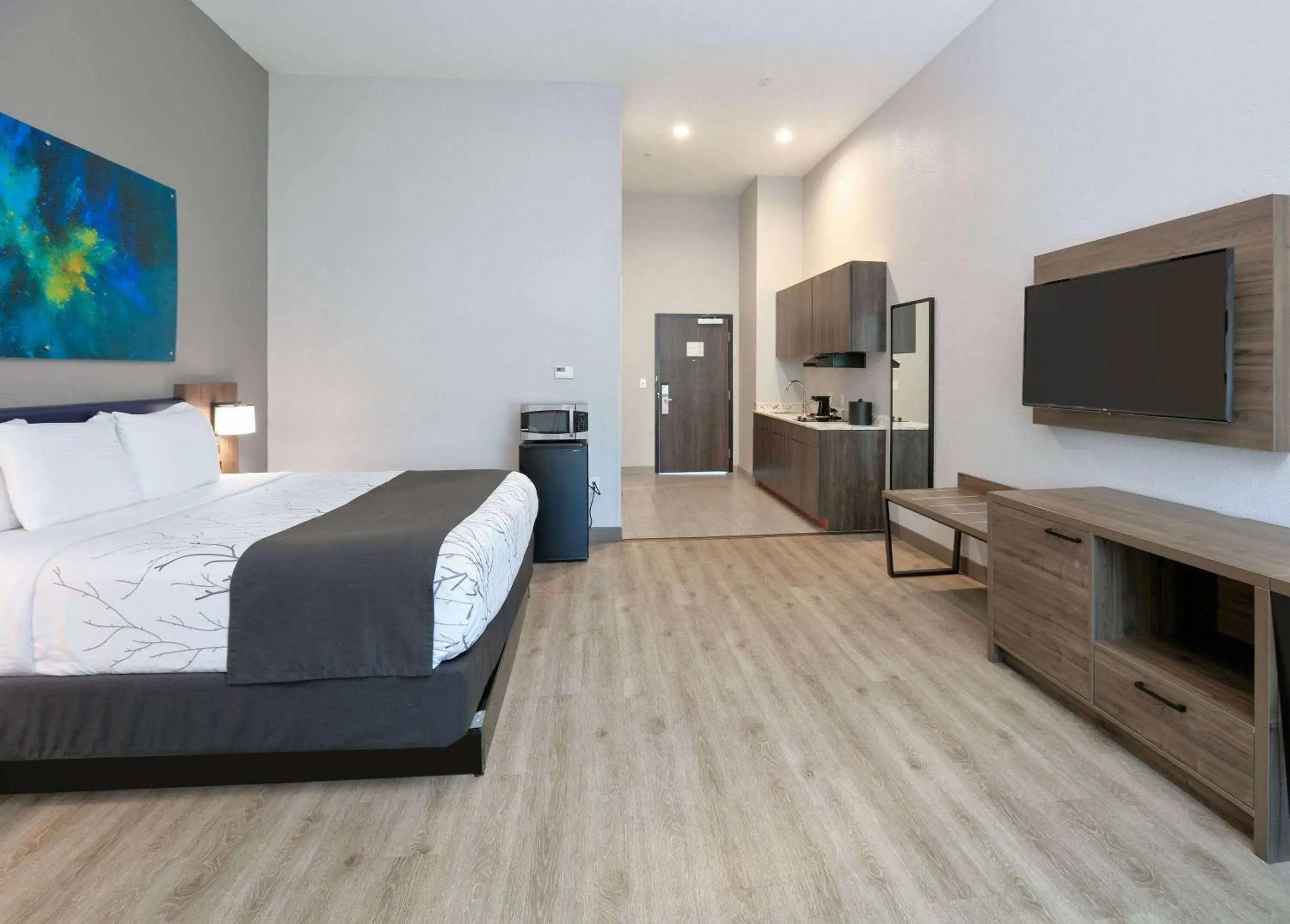 Photo of the whole room, Bed in La Quinta Inn & Suites by Wyndham Dallas/Fairpark Photo of the whole room, Bed in La Quinta Inn & Suites by Wyndham Dallas/Fairpark