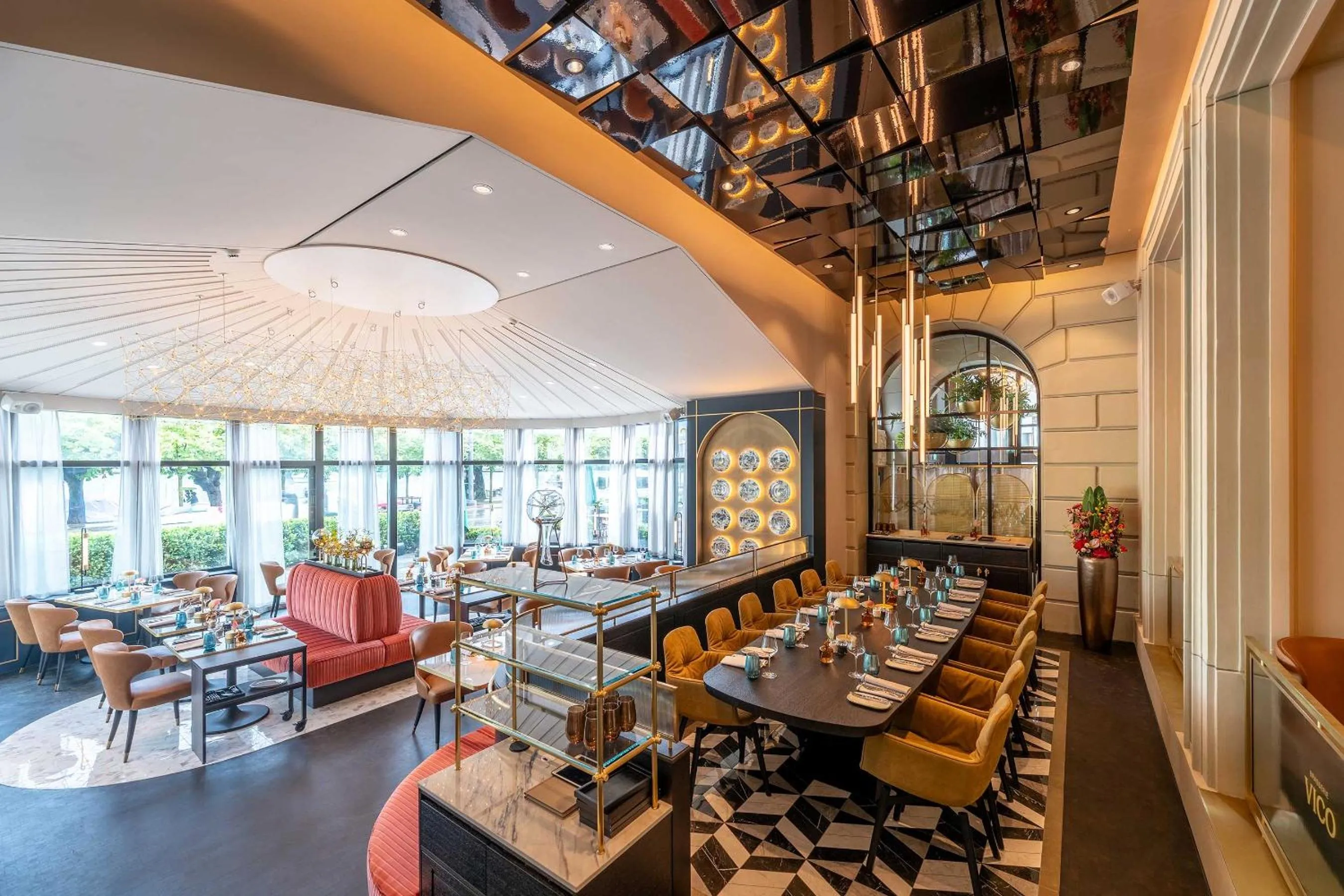 Restaurant/places to eat in Hotel Schweizerhof Luzern