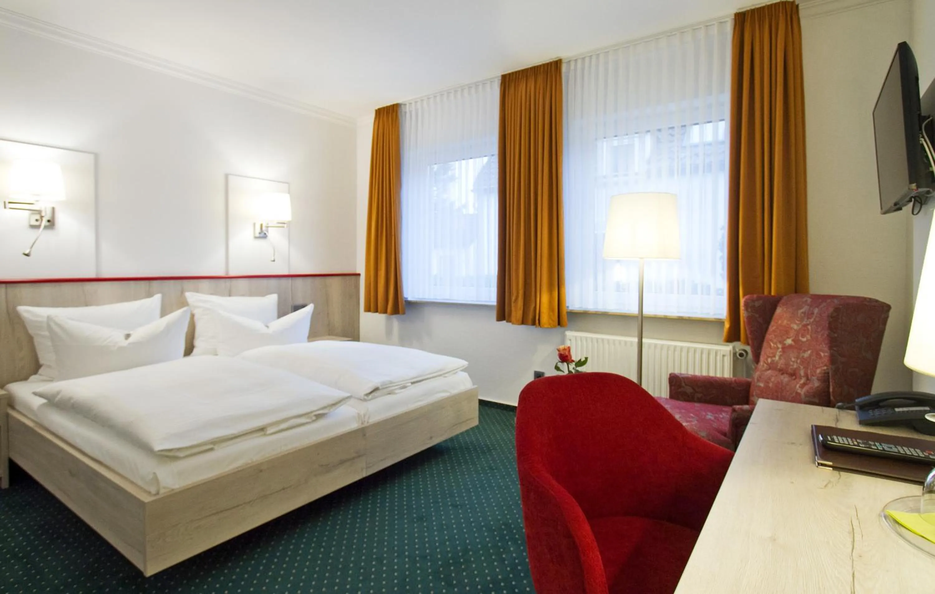 Photo of the whole room, Bed in Hotel Schaper