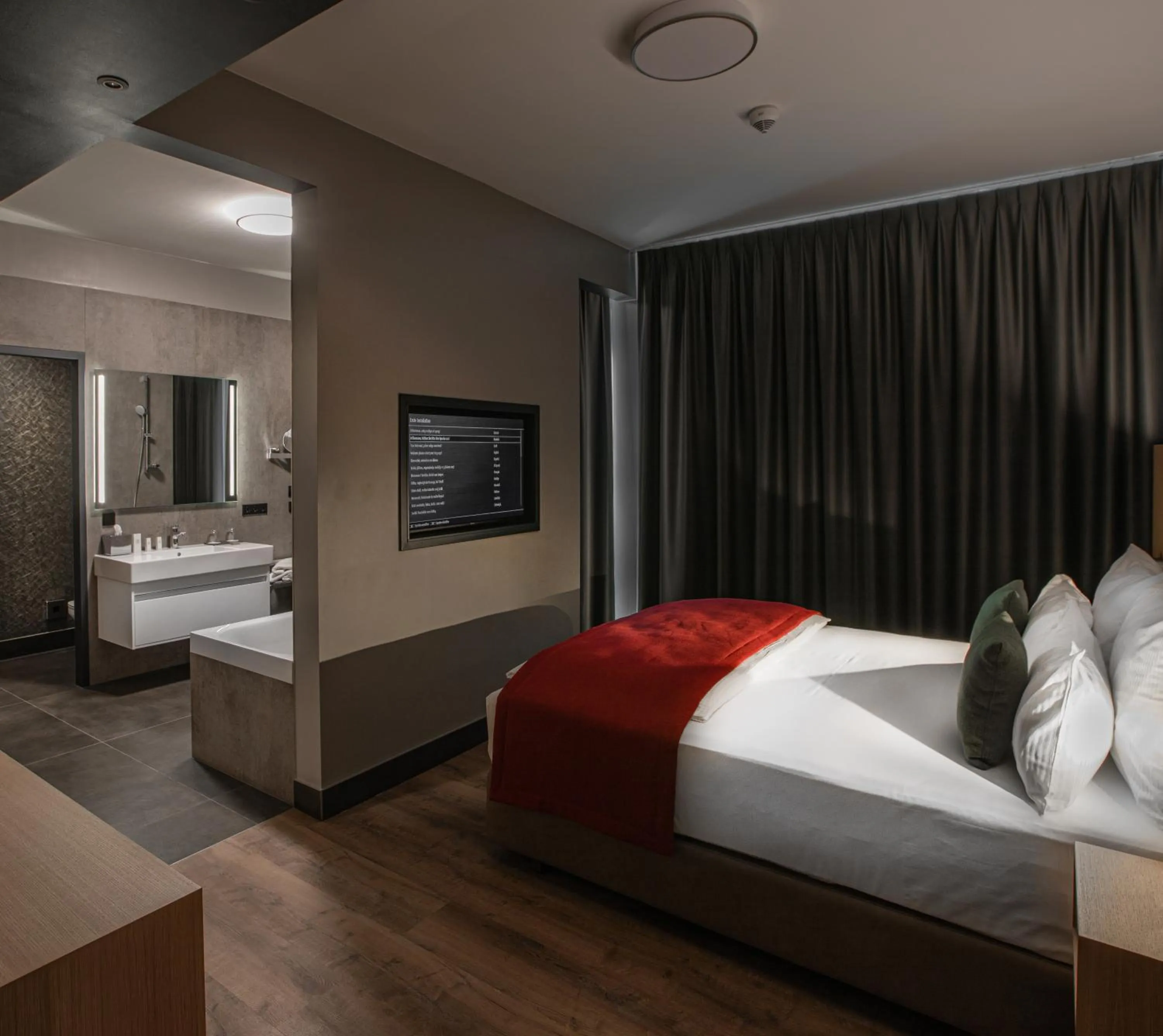 Shower, Bed in Ocak Hotel