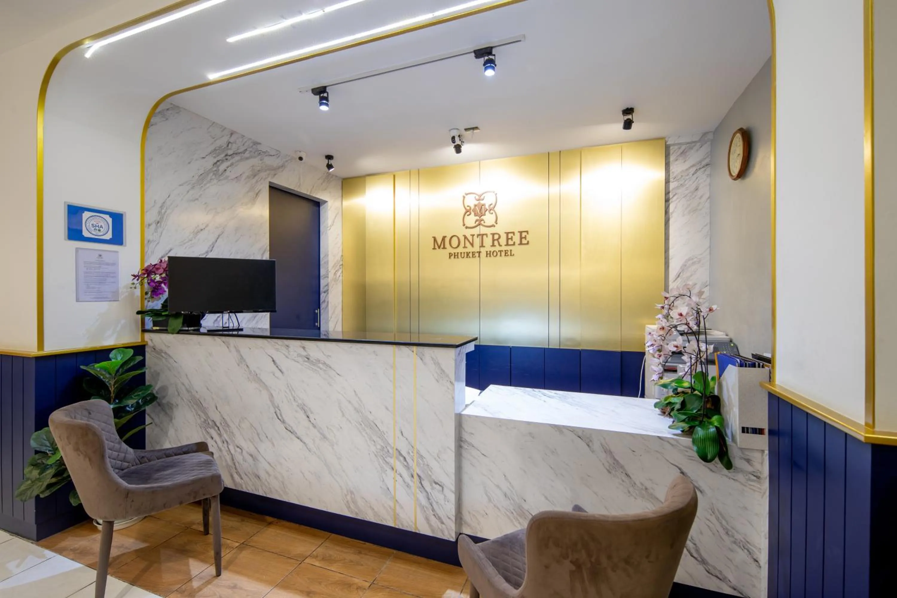 Lobby or reception in Montree Phuket Hotel