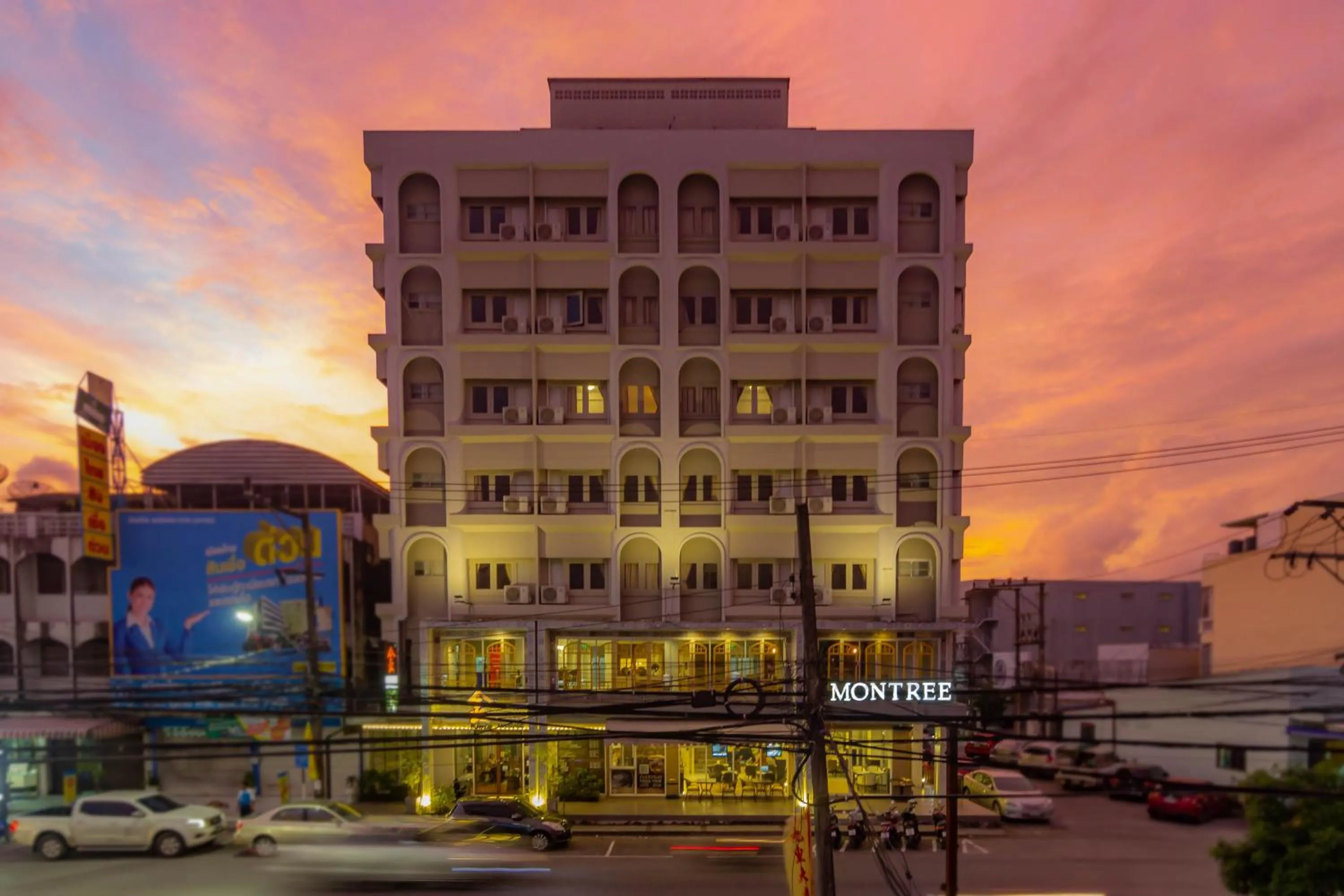 Sunset in Montree Phuket Hotel