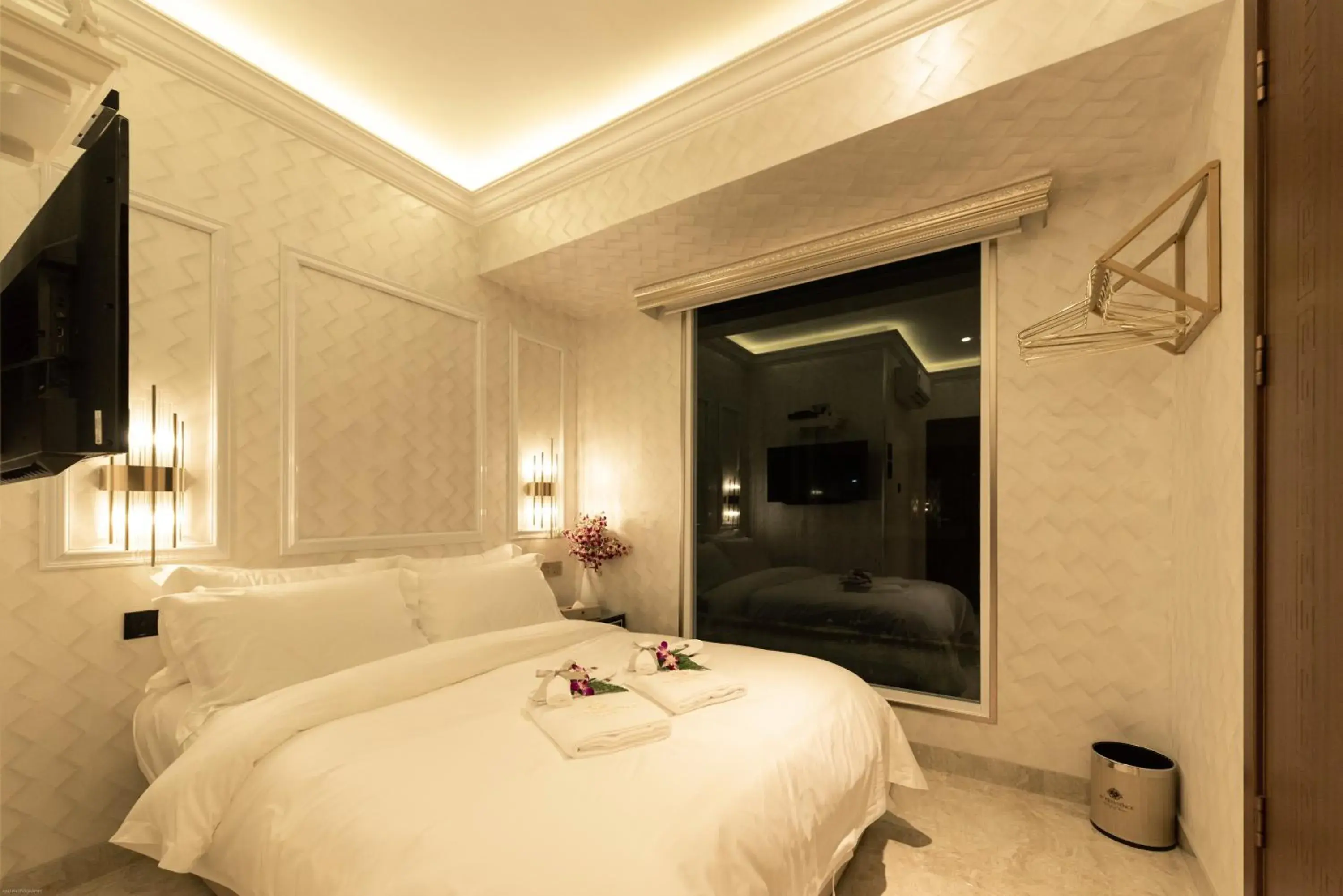 Bedroom, Bed in AJ Residence - Above Peppermint Asia City Bedroom, Bed in AJ Residence - Above Peppermint Asia City