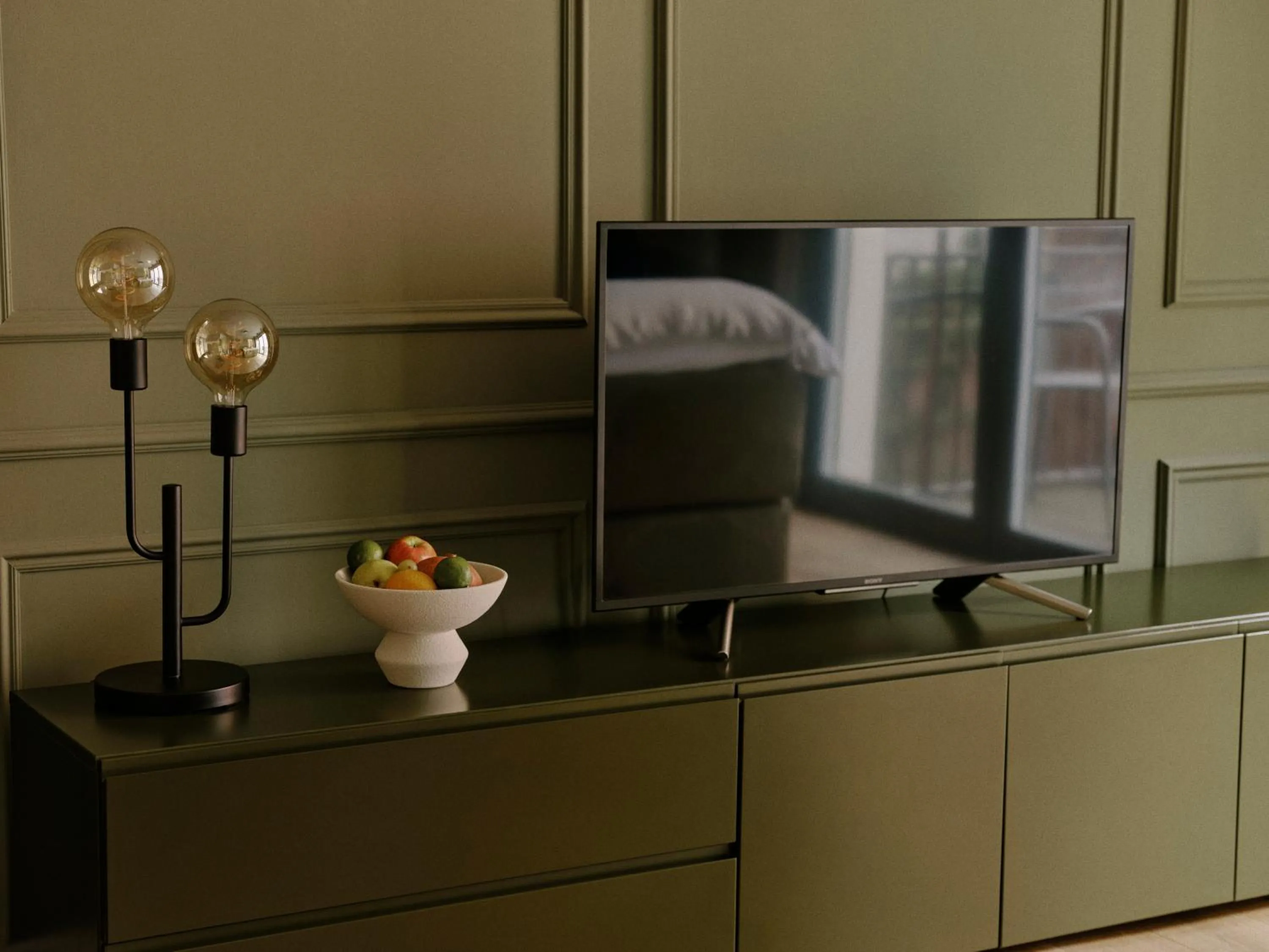 TV and multimedia in Art Apartments