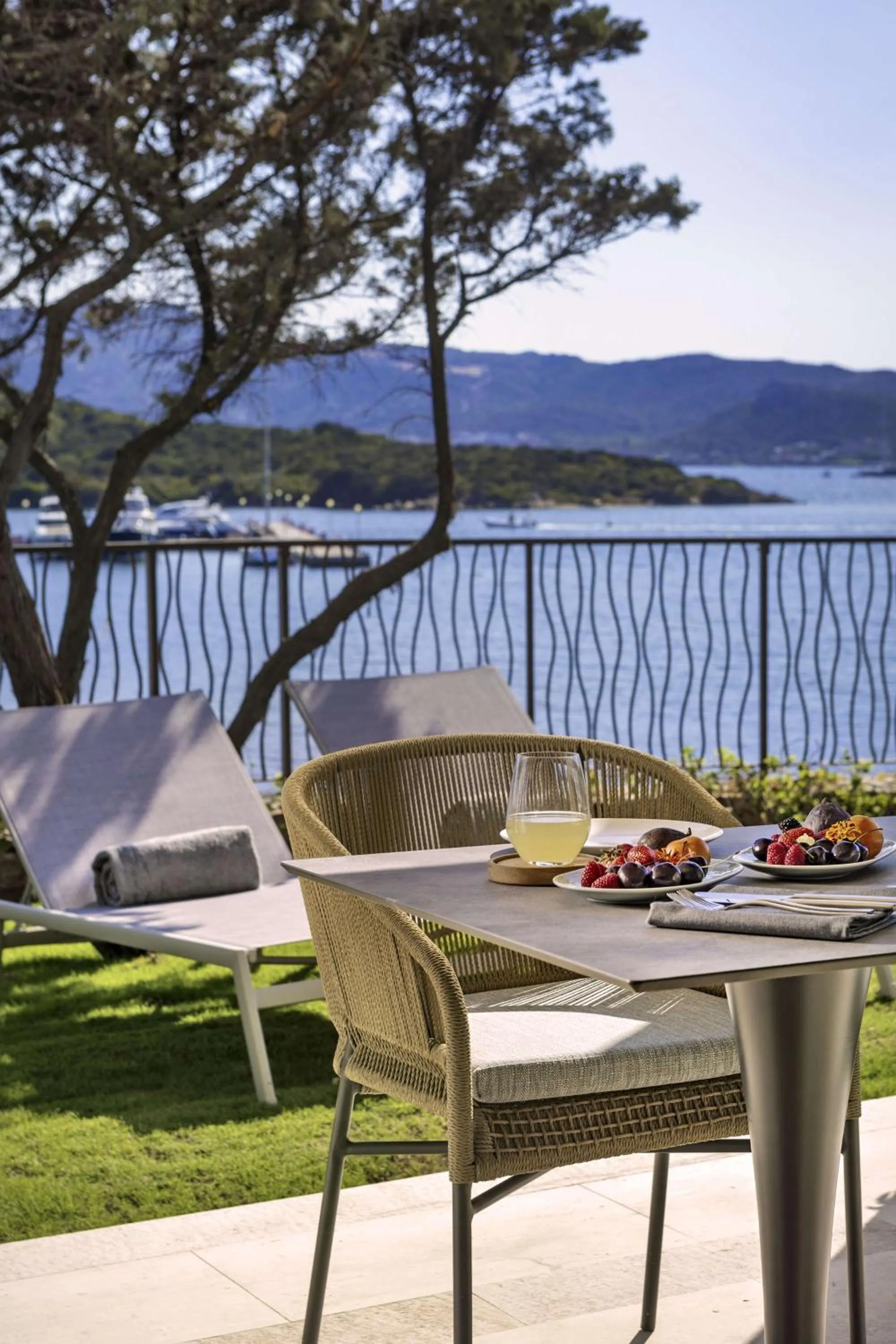 Restaurant/places to eat in 7Pines Resort Sardinia - A Destination By Hyatt