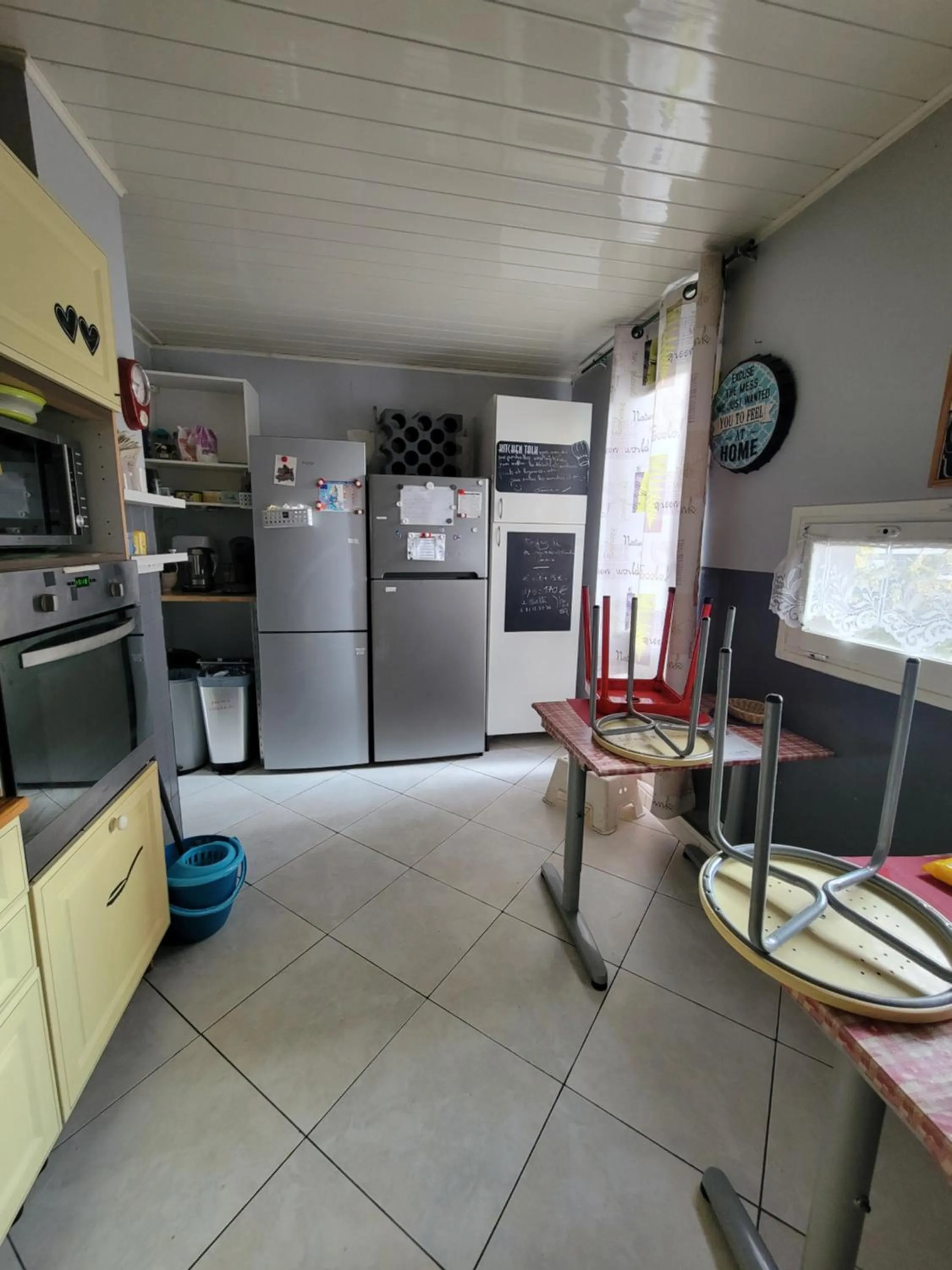 Dining area in Idéal pour déplacement 4 chambres,5 lits