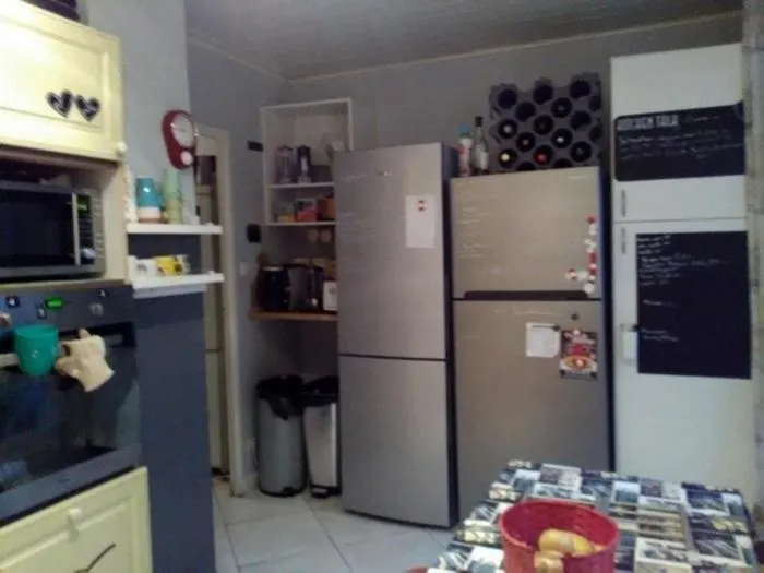 Kitchen or kitchenette in Idéal pour déplacement 4 chambres,5 lits