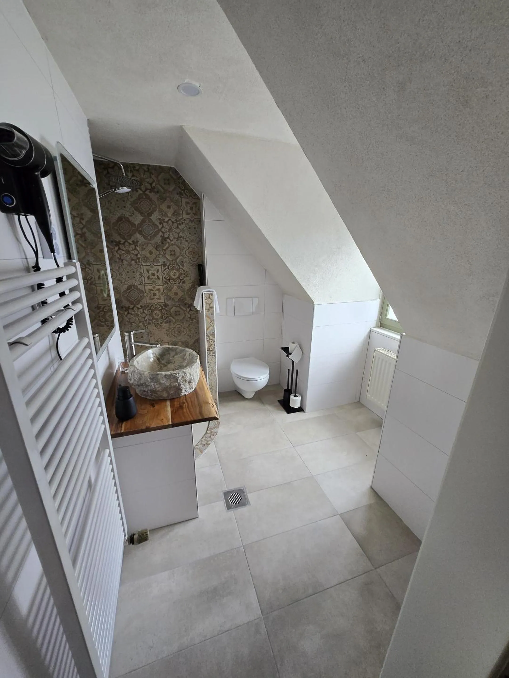 Bathroom in Hotel Zur Goldenen Sonne