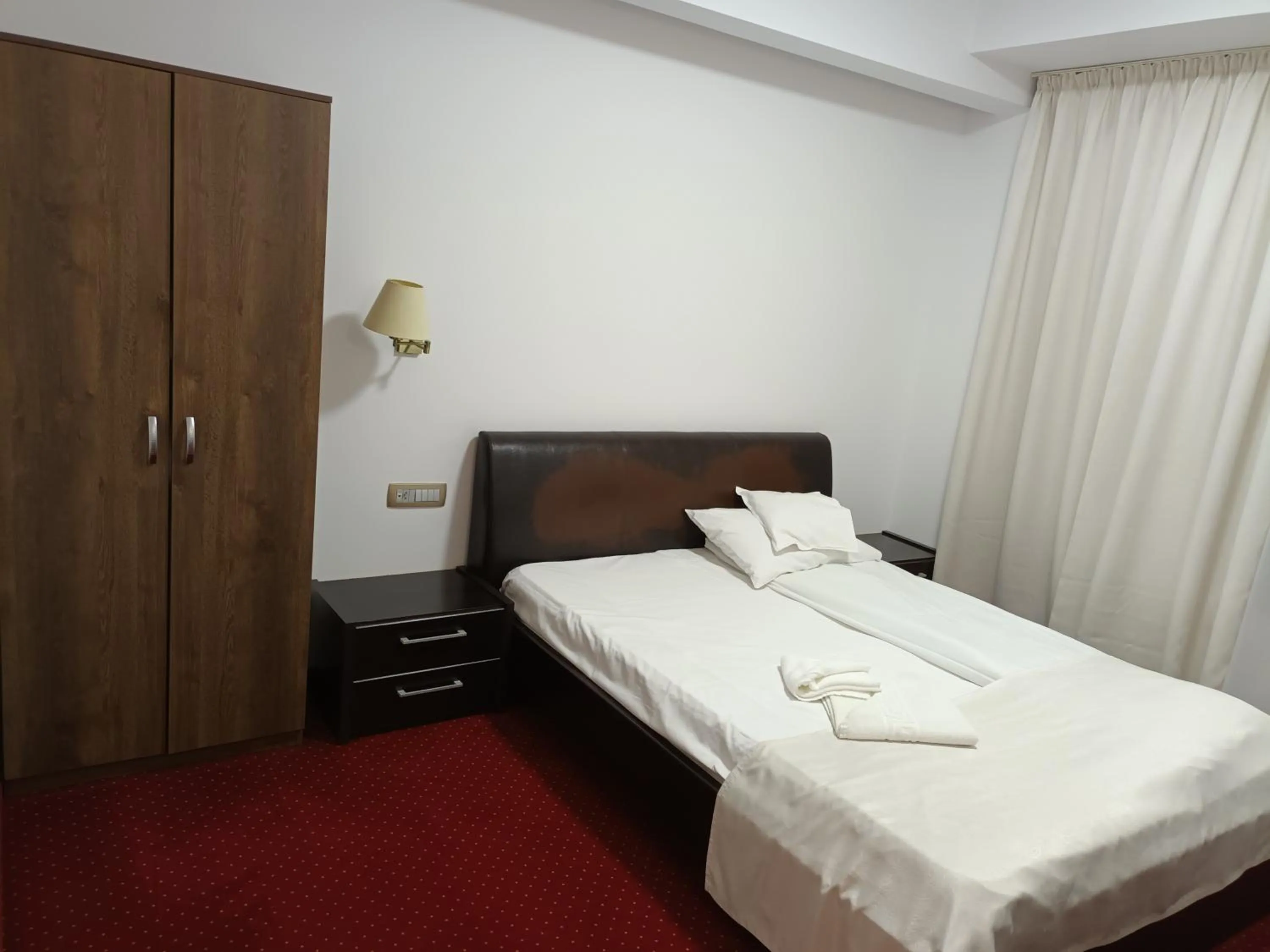 Bed in Hotel Transilvania Zalău