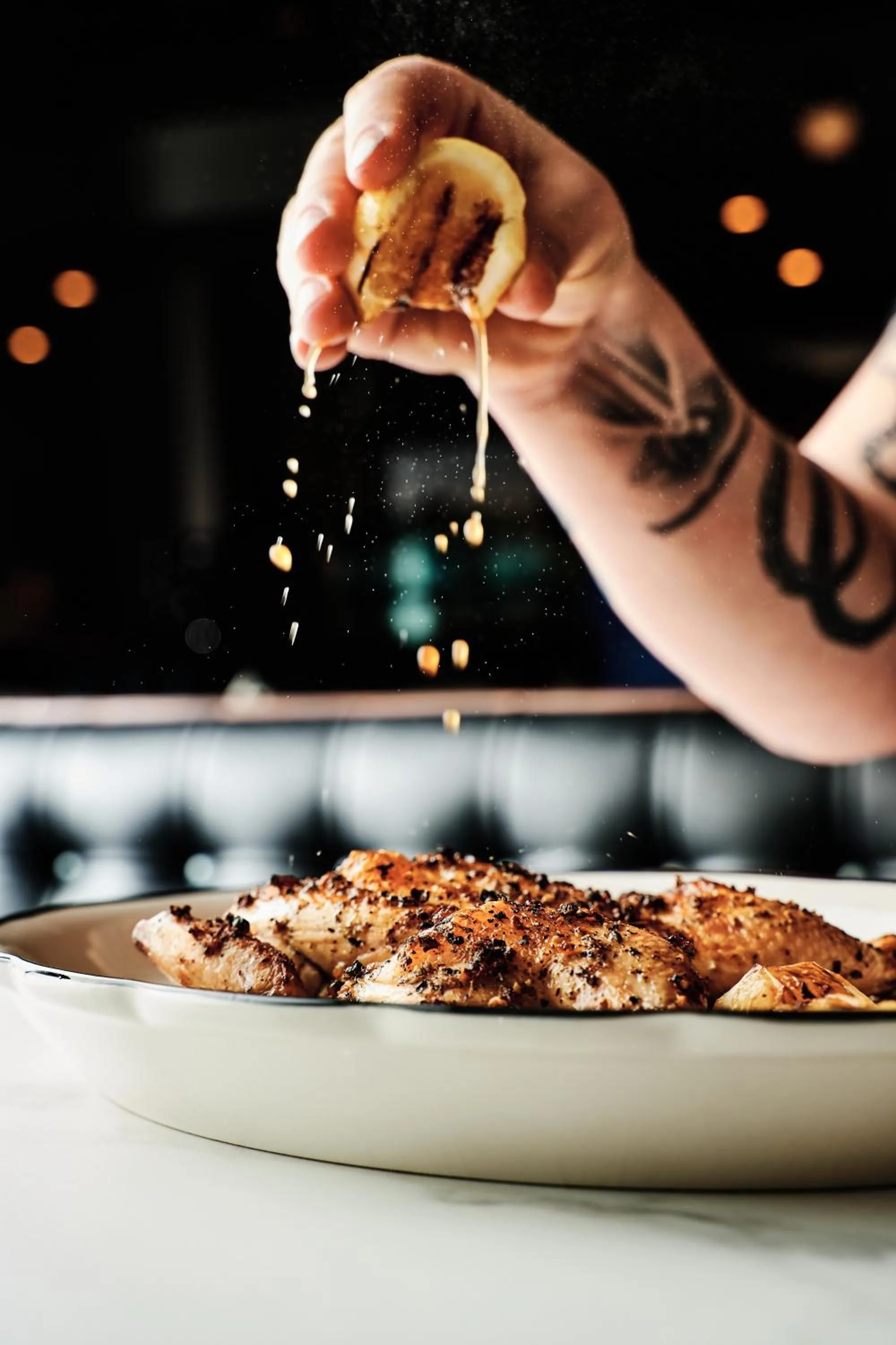 Restaurant/places to eat in Hotel Grand Stark