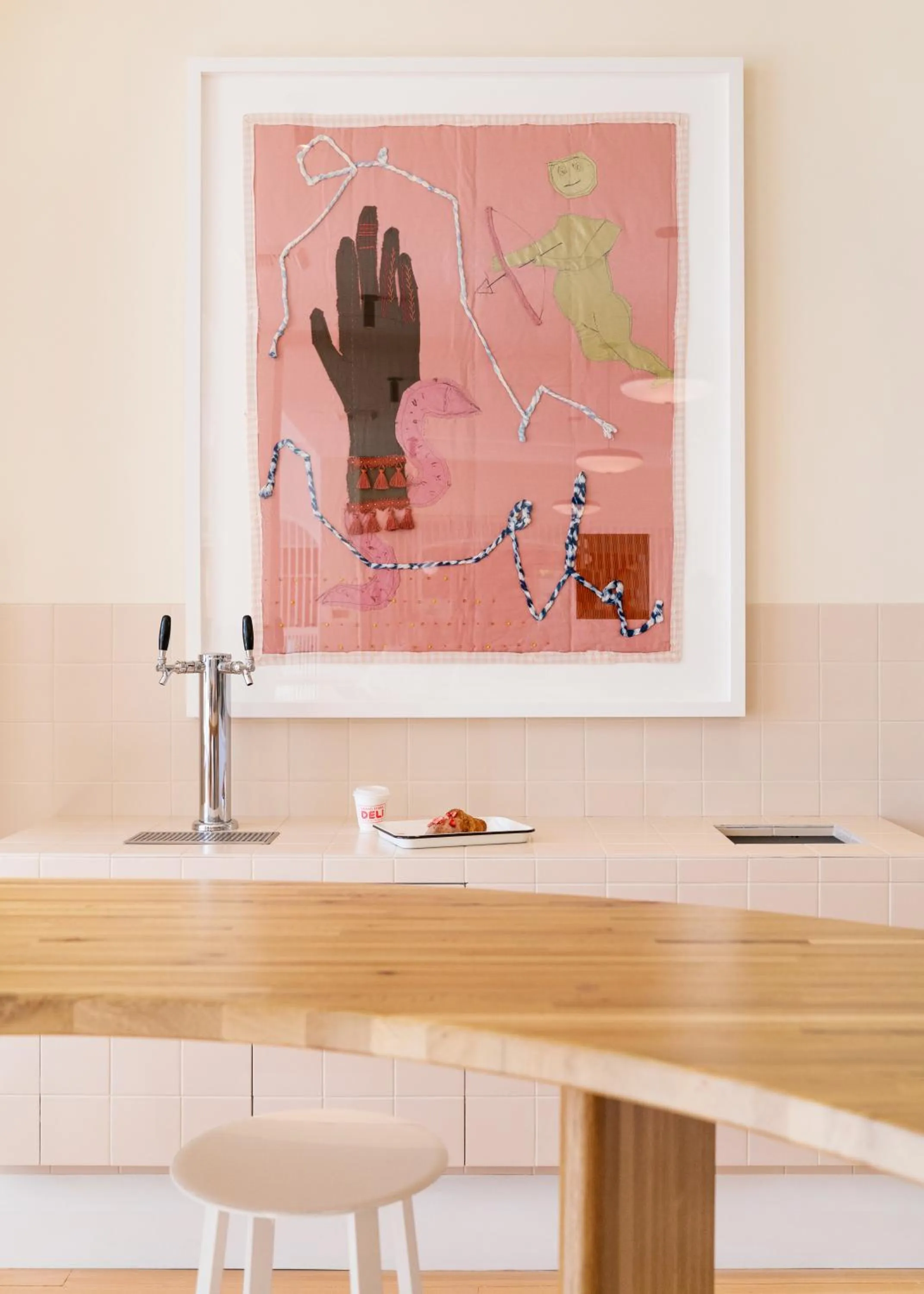 Restaurant/places to eat in Hotel Grand Stark