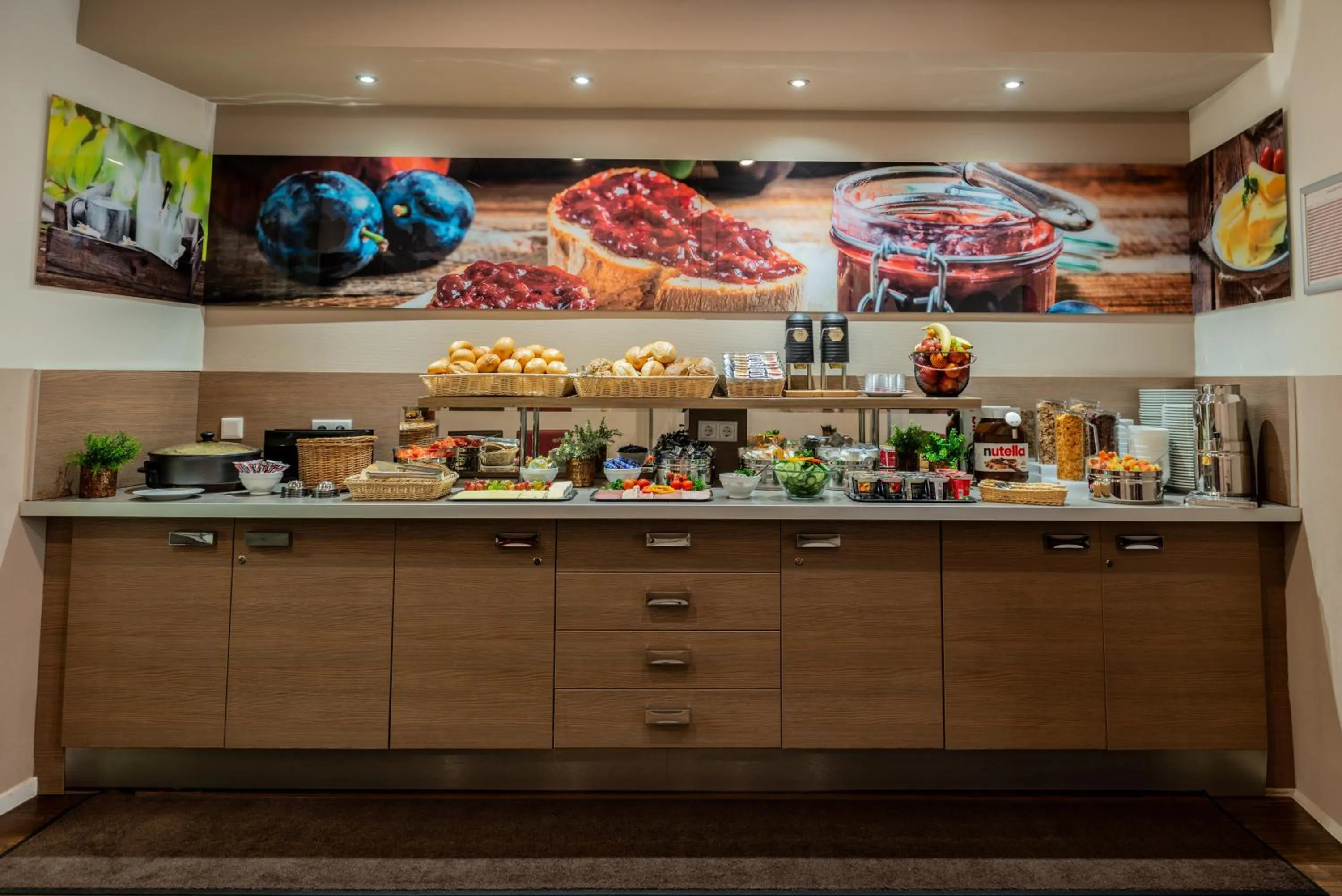 Breakfast in Hotel Alster