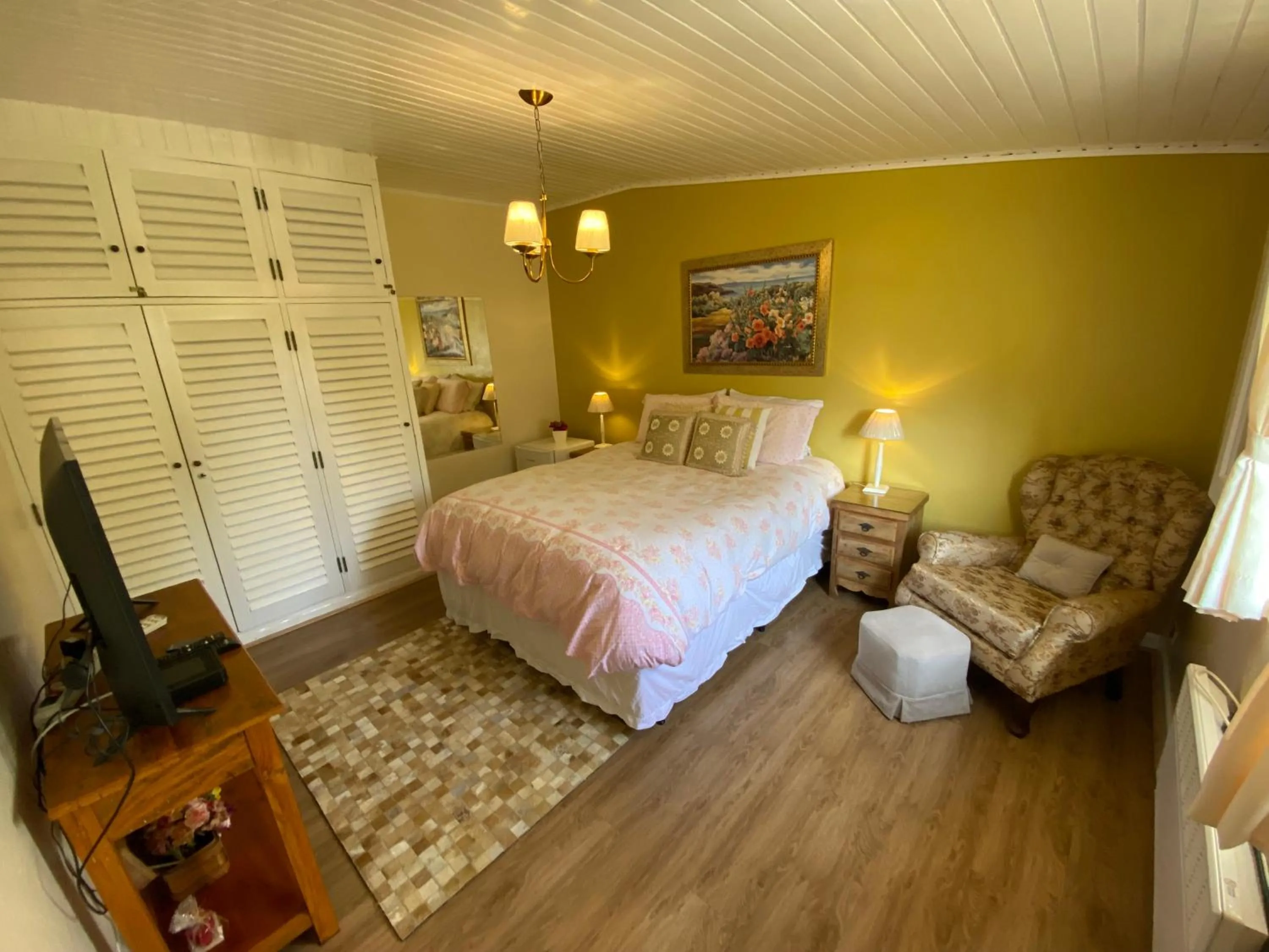 Bedroom, Bed in Pousada Chateau Colinas