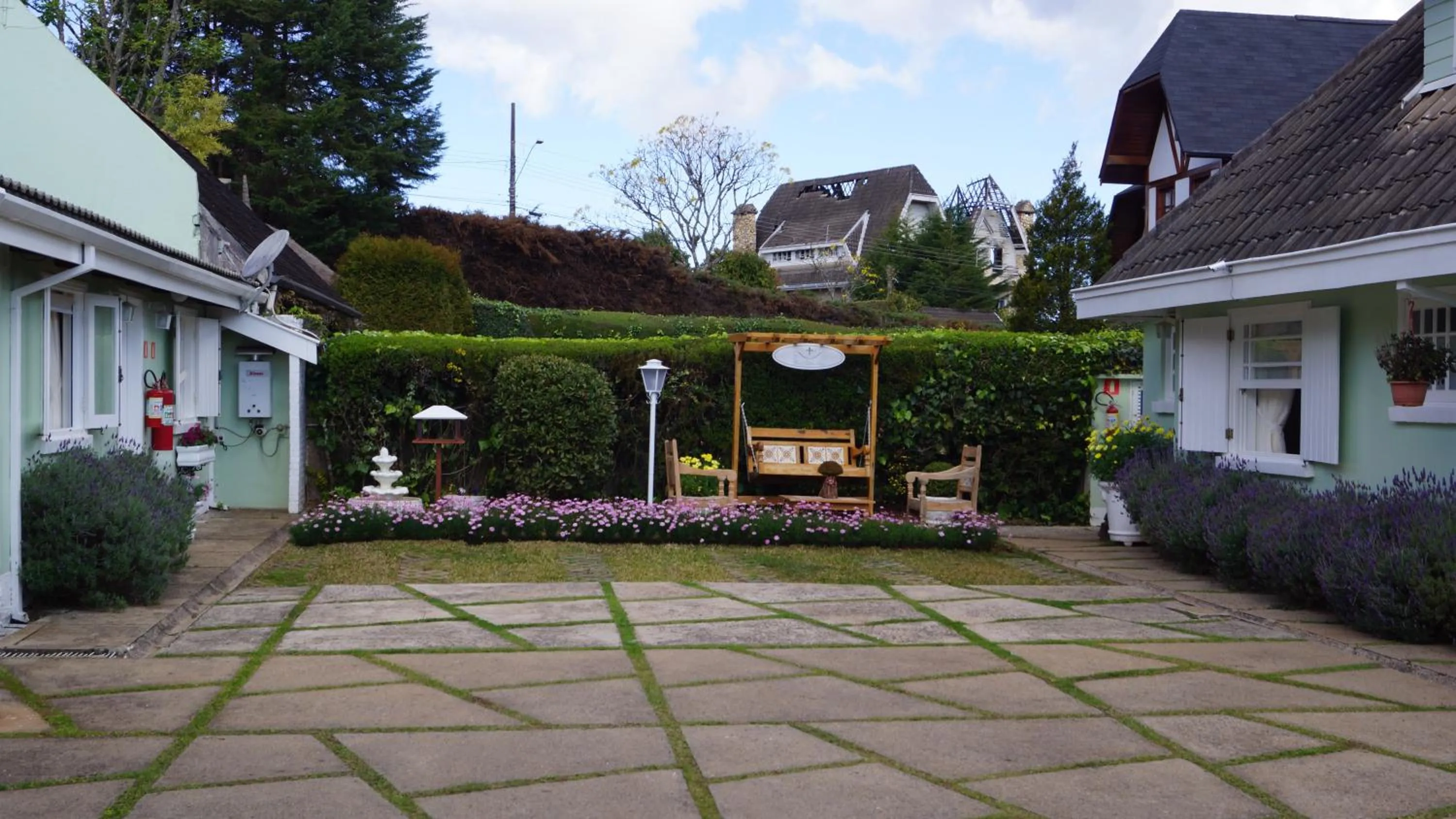 Property building in Pousada Chateau Colinas