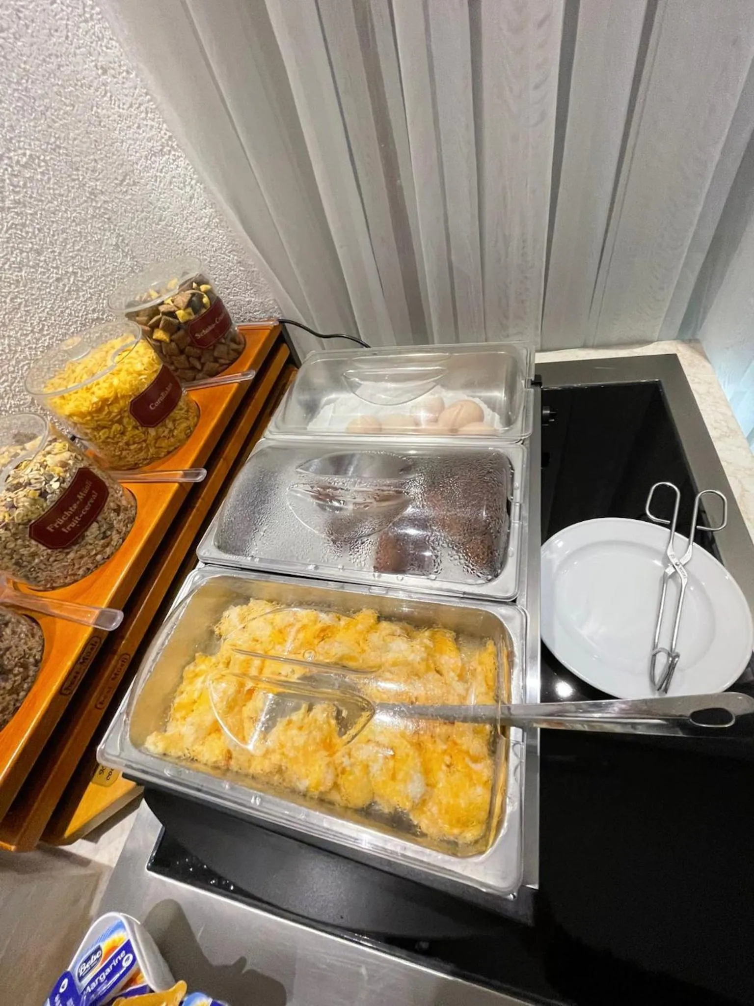 Breakfast in Parkhotel Friedrichstrasse