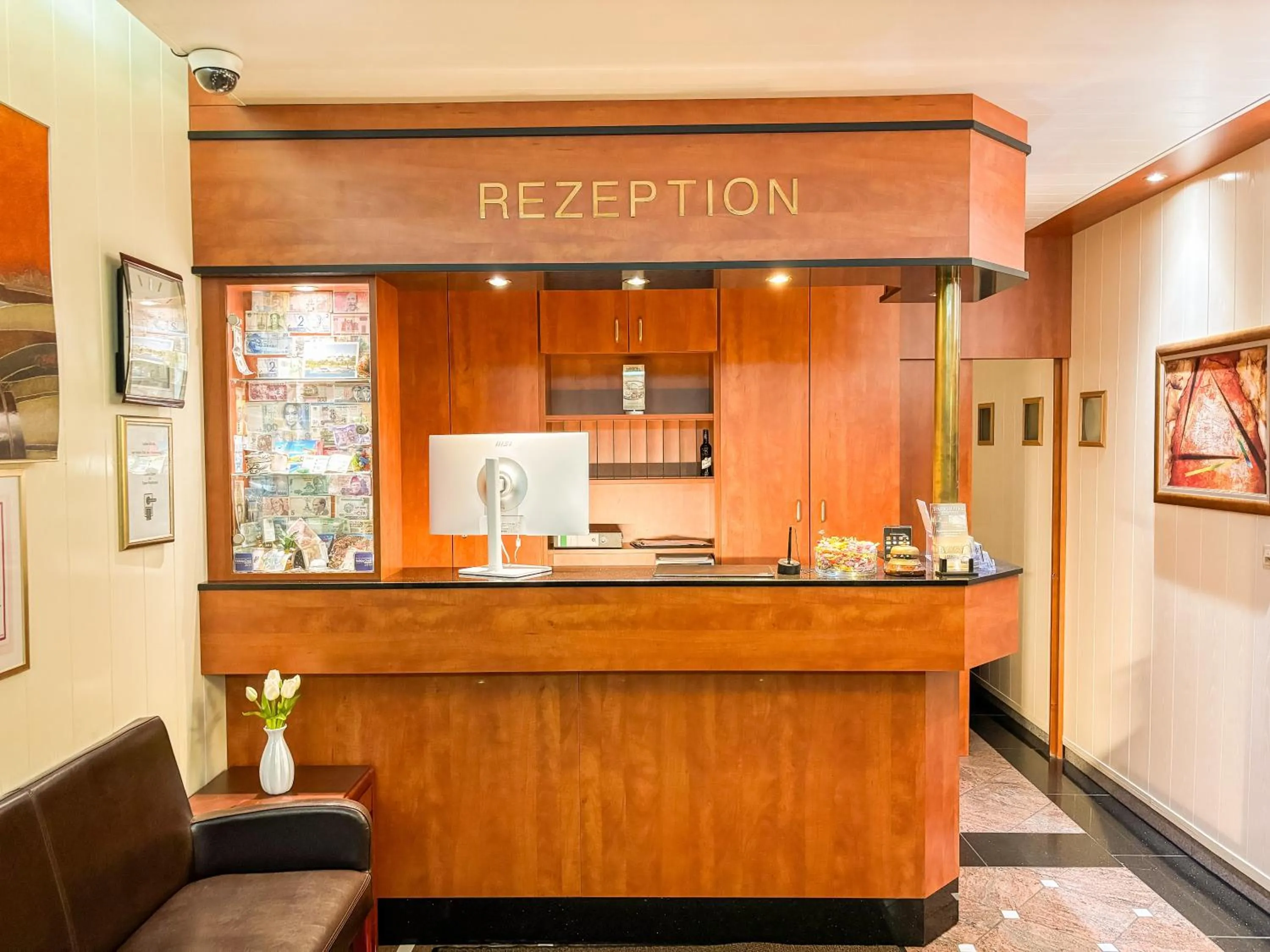 Lobby or reception in Parkhotel Friedrichstrasse