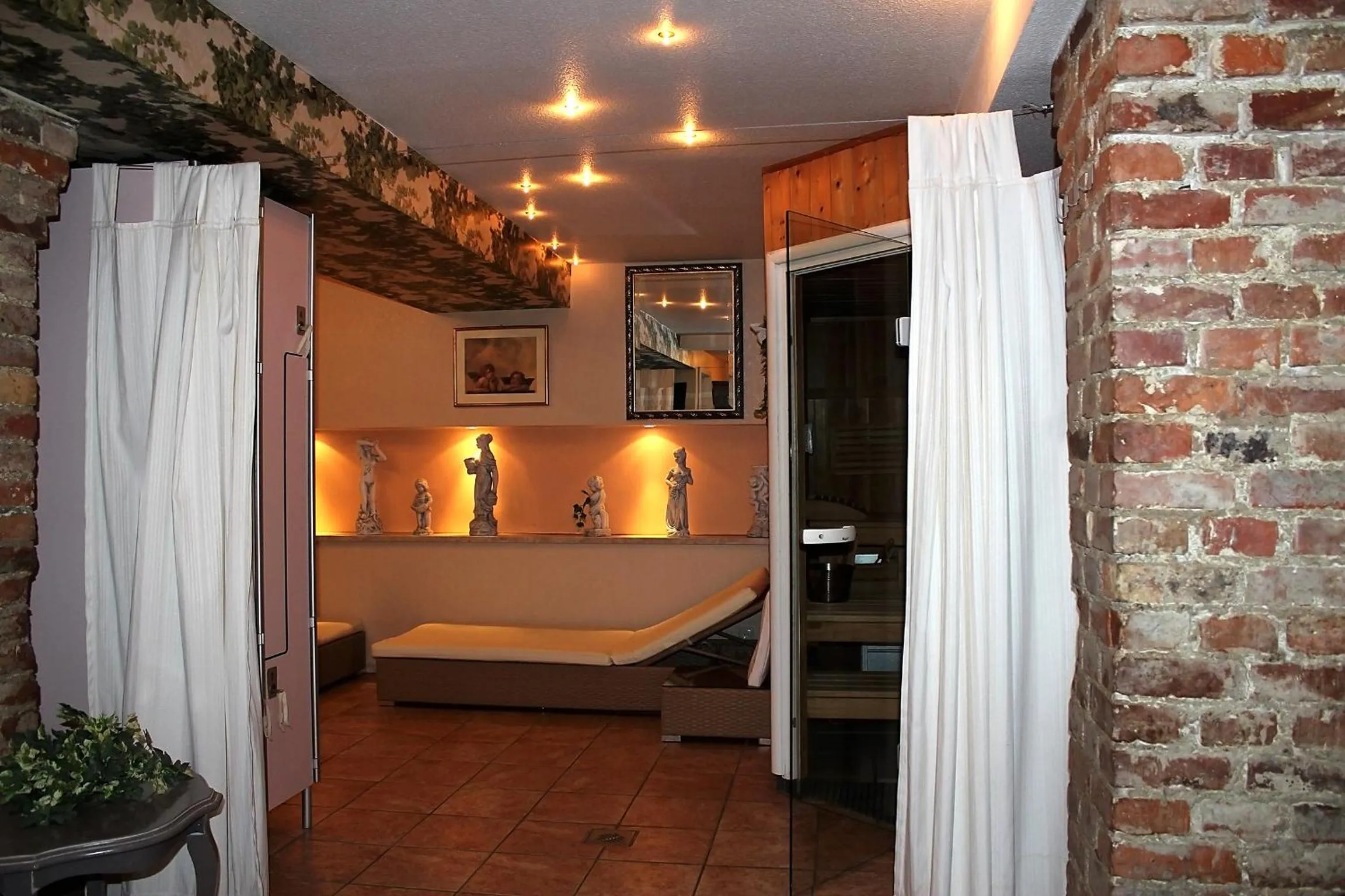 Seating area, Bed in Parkhotel Fischer