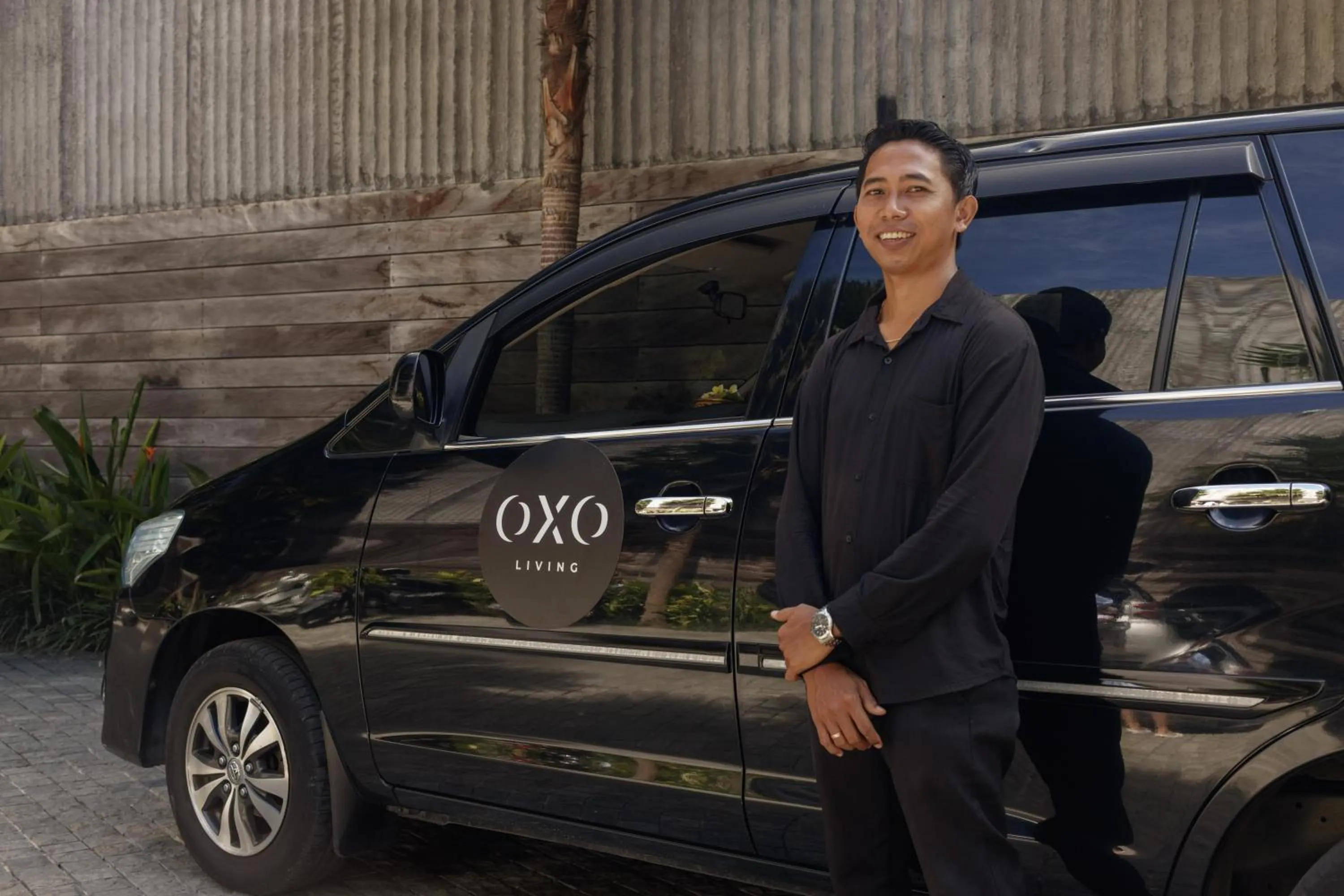 shuttle in OXO Townhouses Umalas