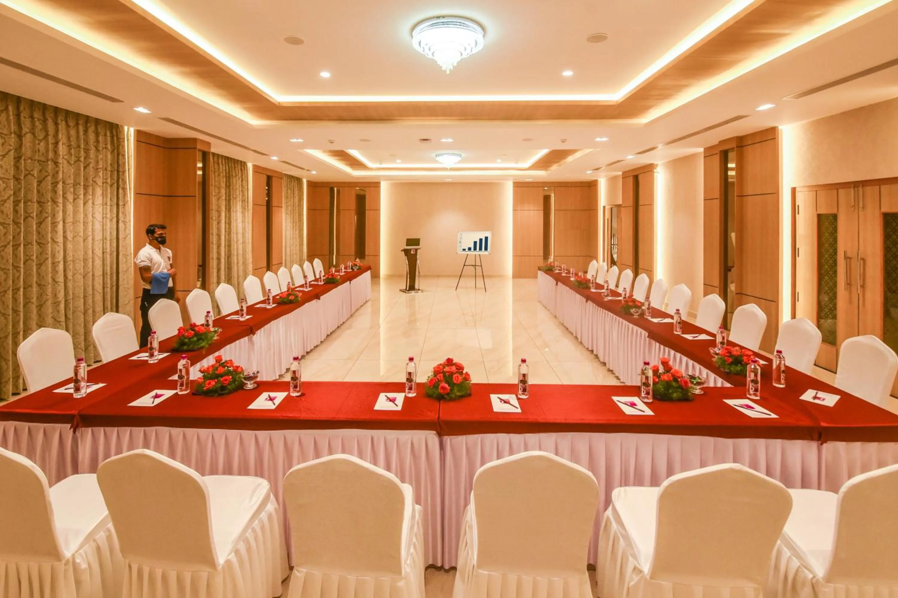 Banquet/Function facilities in Emerald Clarks Inn Suites