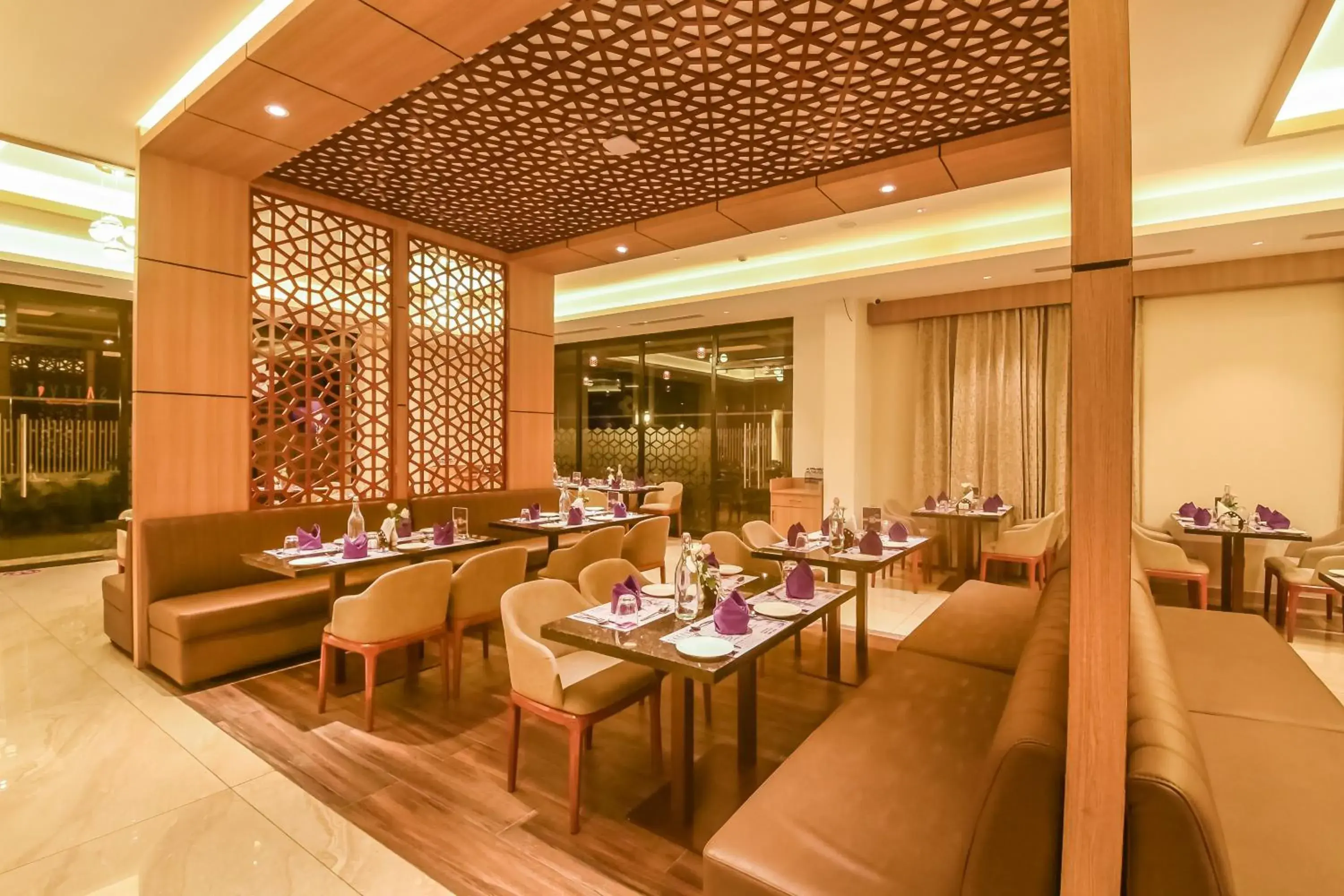 Restaurant/places to eat in Emerald Clarks Inn Suites Restaurant/places to eat in Emerald Clarks Inn Suites