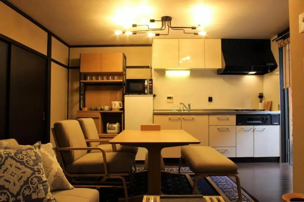 Nadeshiko House