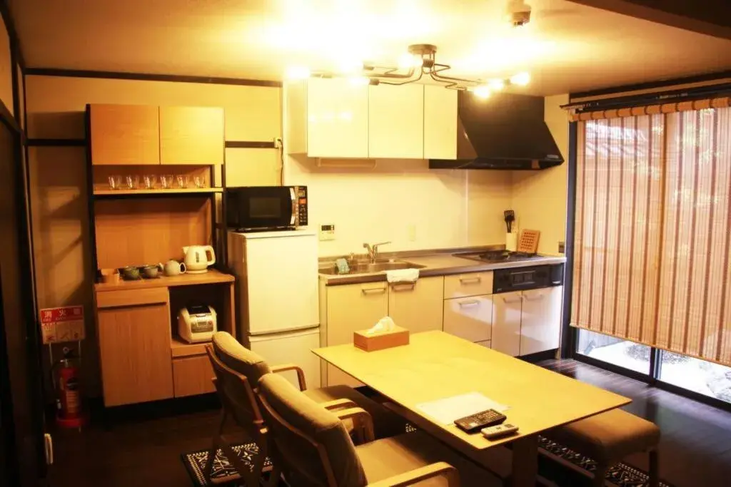 Nadeshiko House Nadeshiko House