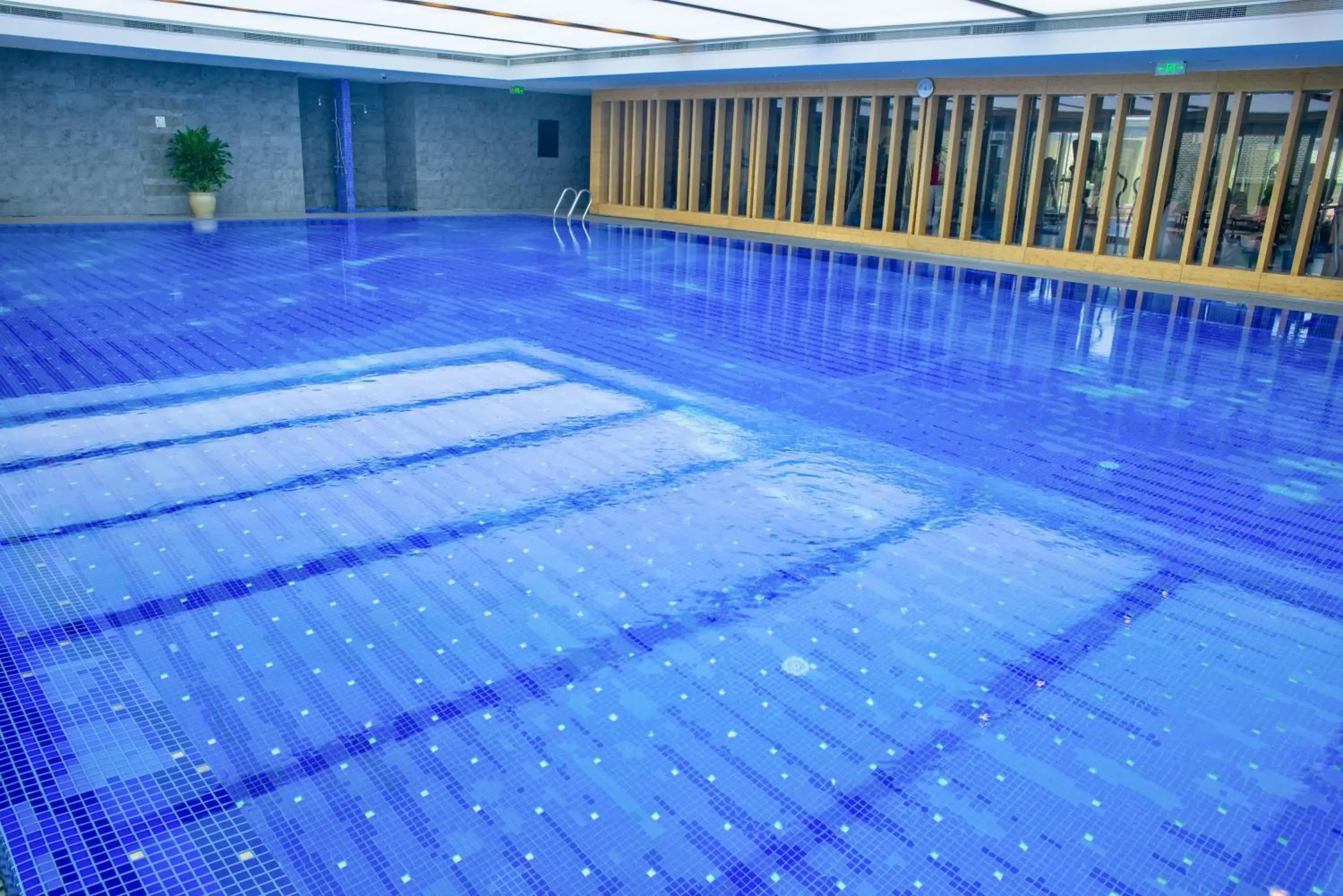 Swimming pool in Chengdu Joyhub Air Hotel Swimming pool in Chengdu Joyhub Air Hotel
