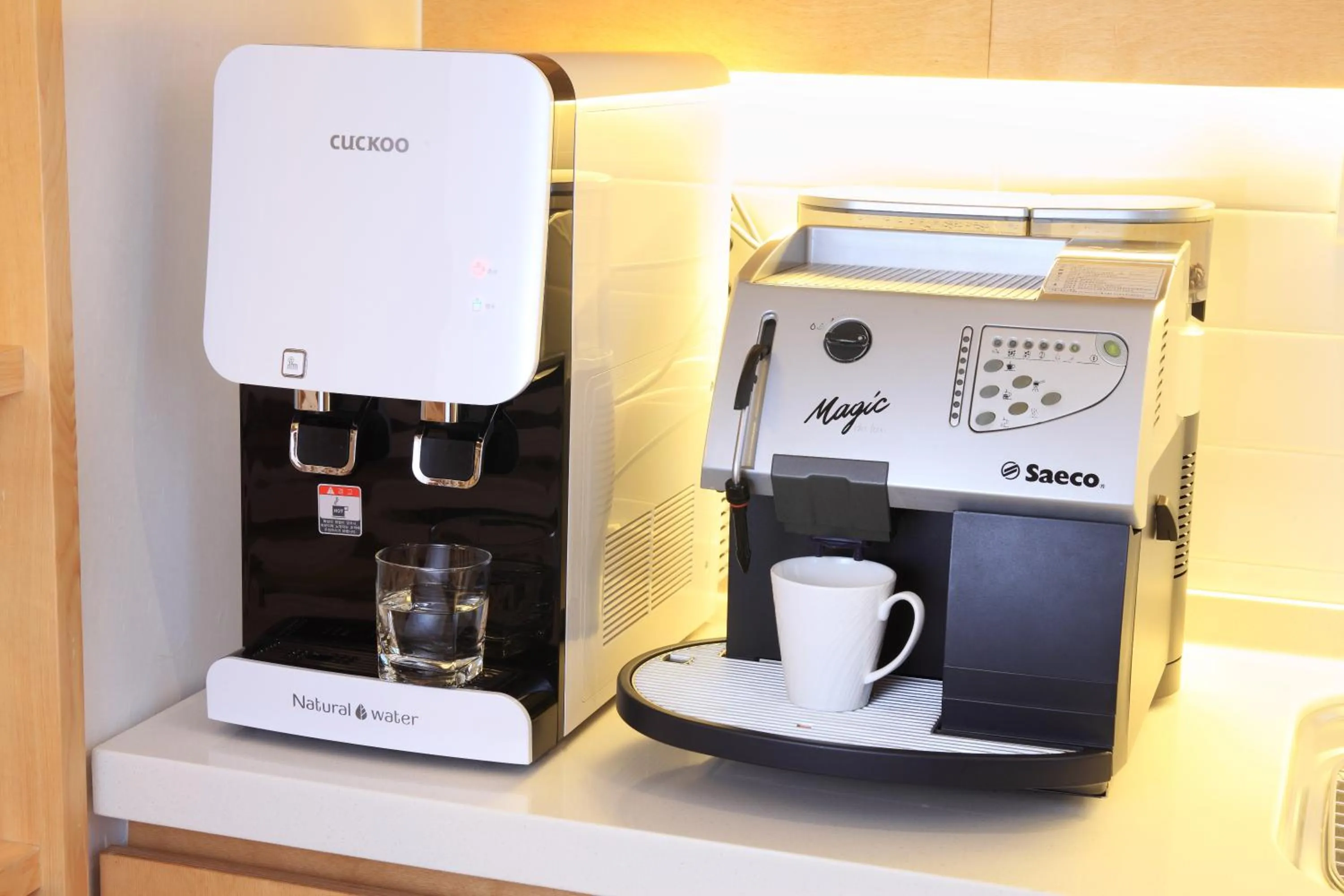 Coffee/tea facilities in Dream House