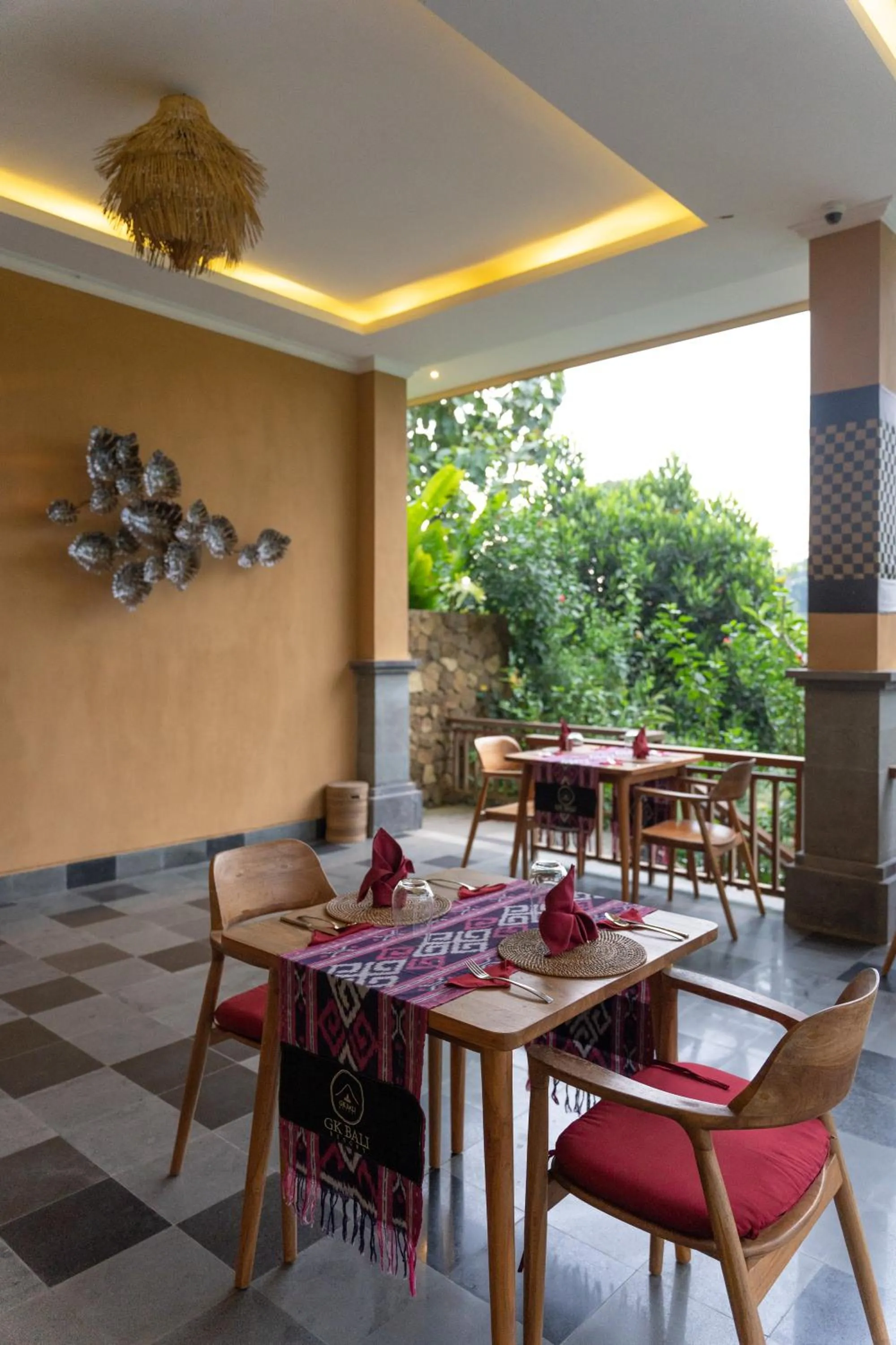 Restaurant/places to eat in GK Bali Resort