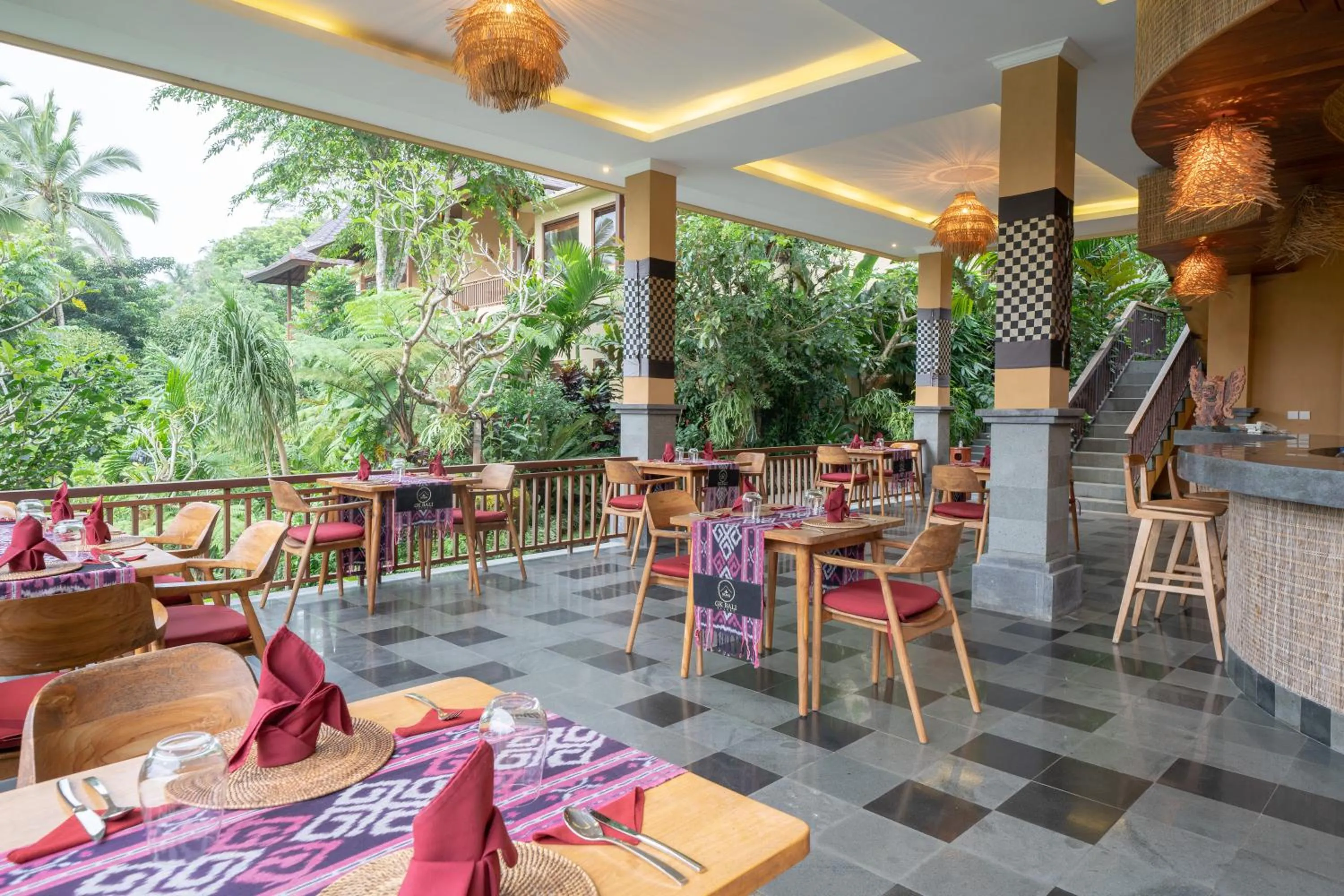 Restaurant/places to eat in GK Bali Resort