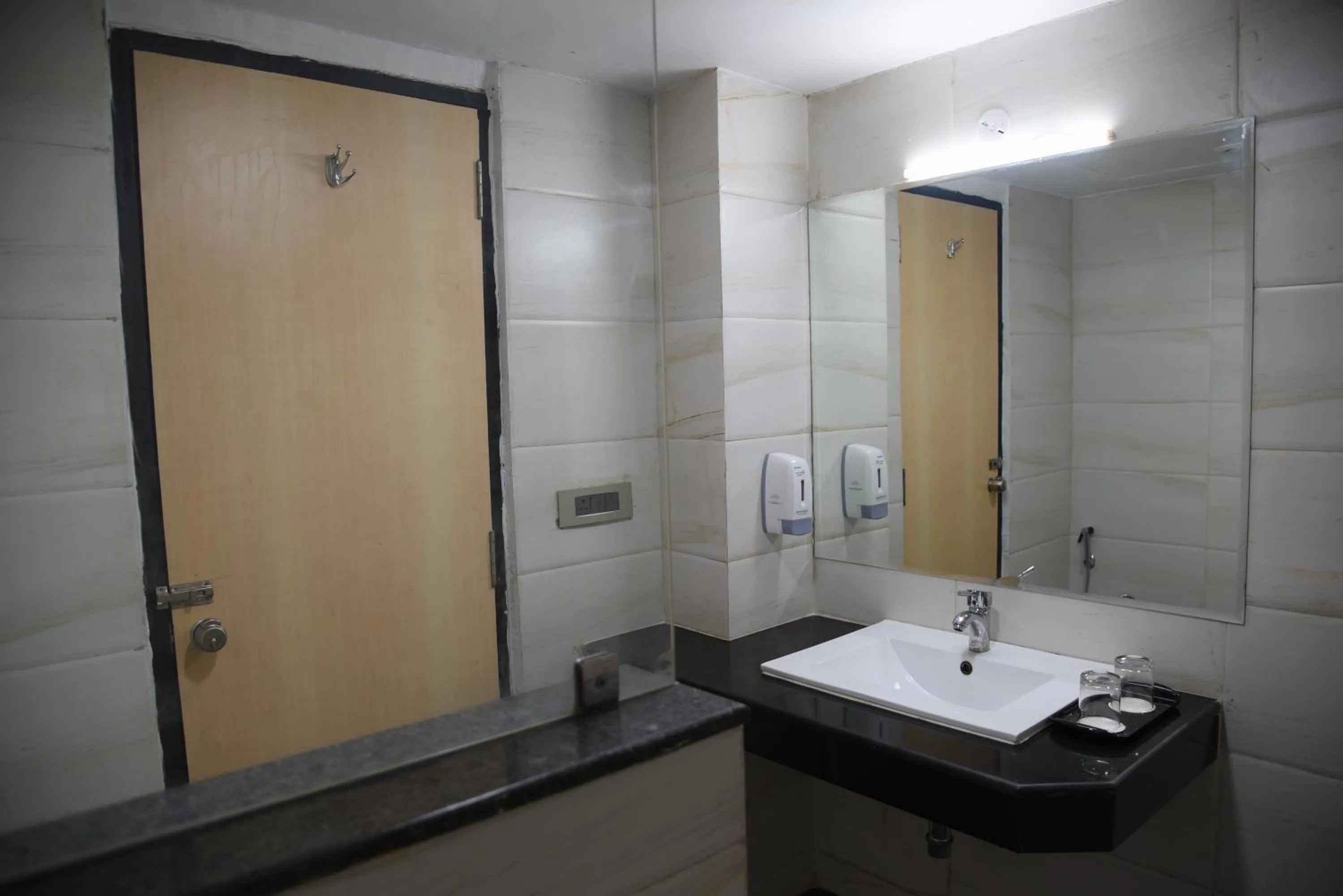 Bathroom in Broadway Inn