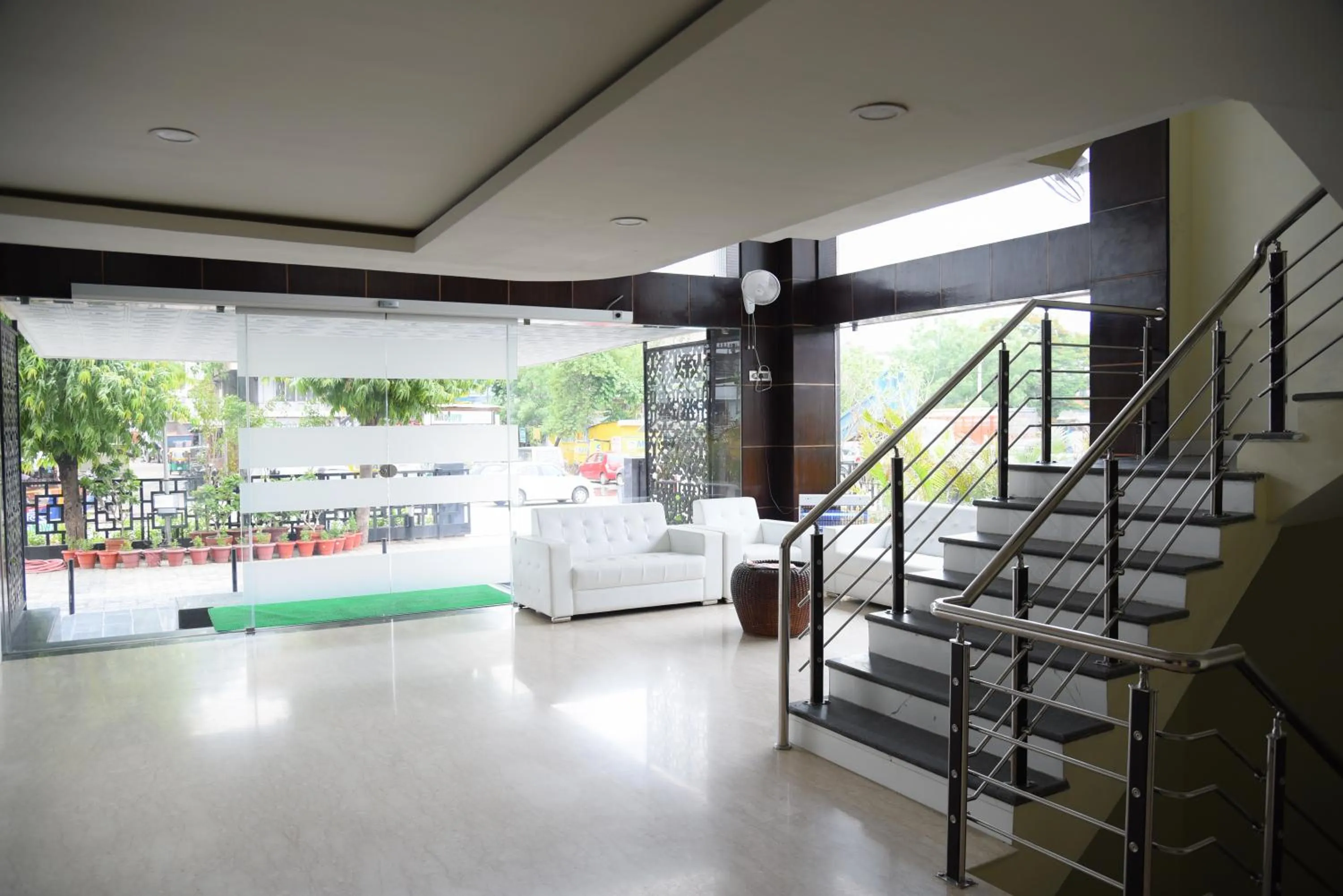 Lobby or reception in Broadway Inn