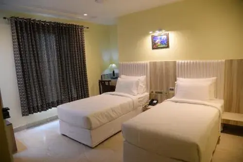 Standard Twin Room in Broadway Inn Standard Twin Room in Broadway Inn