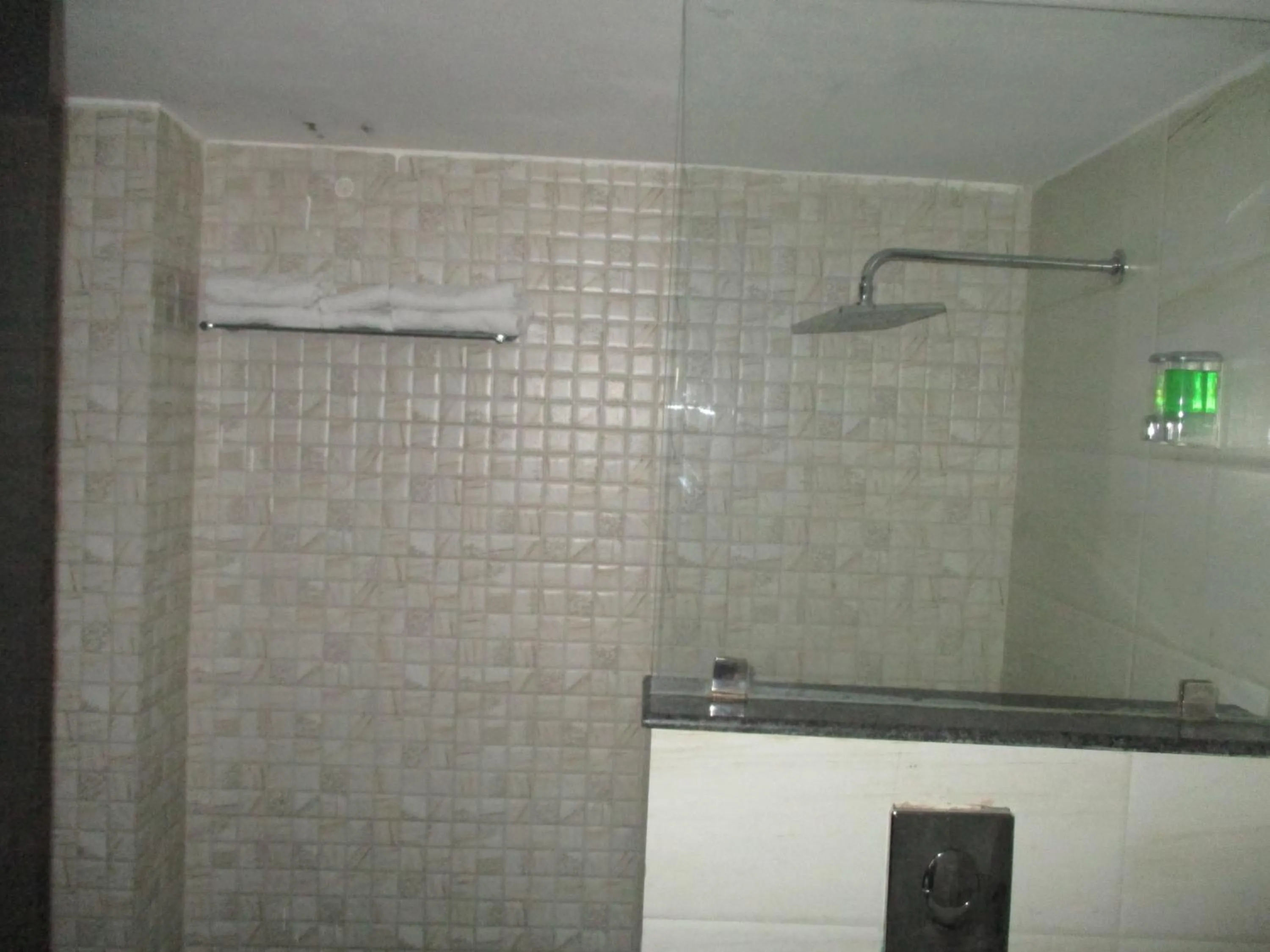 Bathroom in Broadway Inn