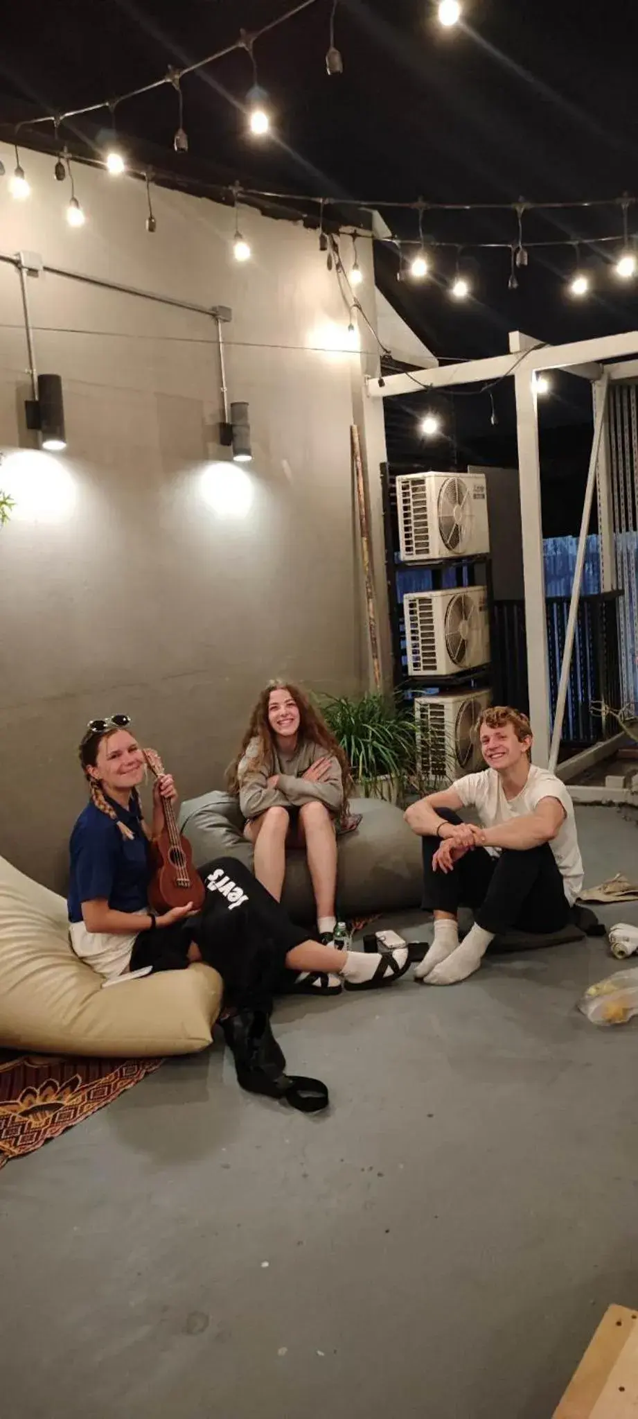 Restaurant/places to eat in Little One Restaurant/places to eat in Little One