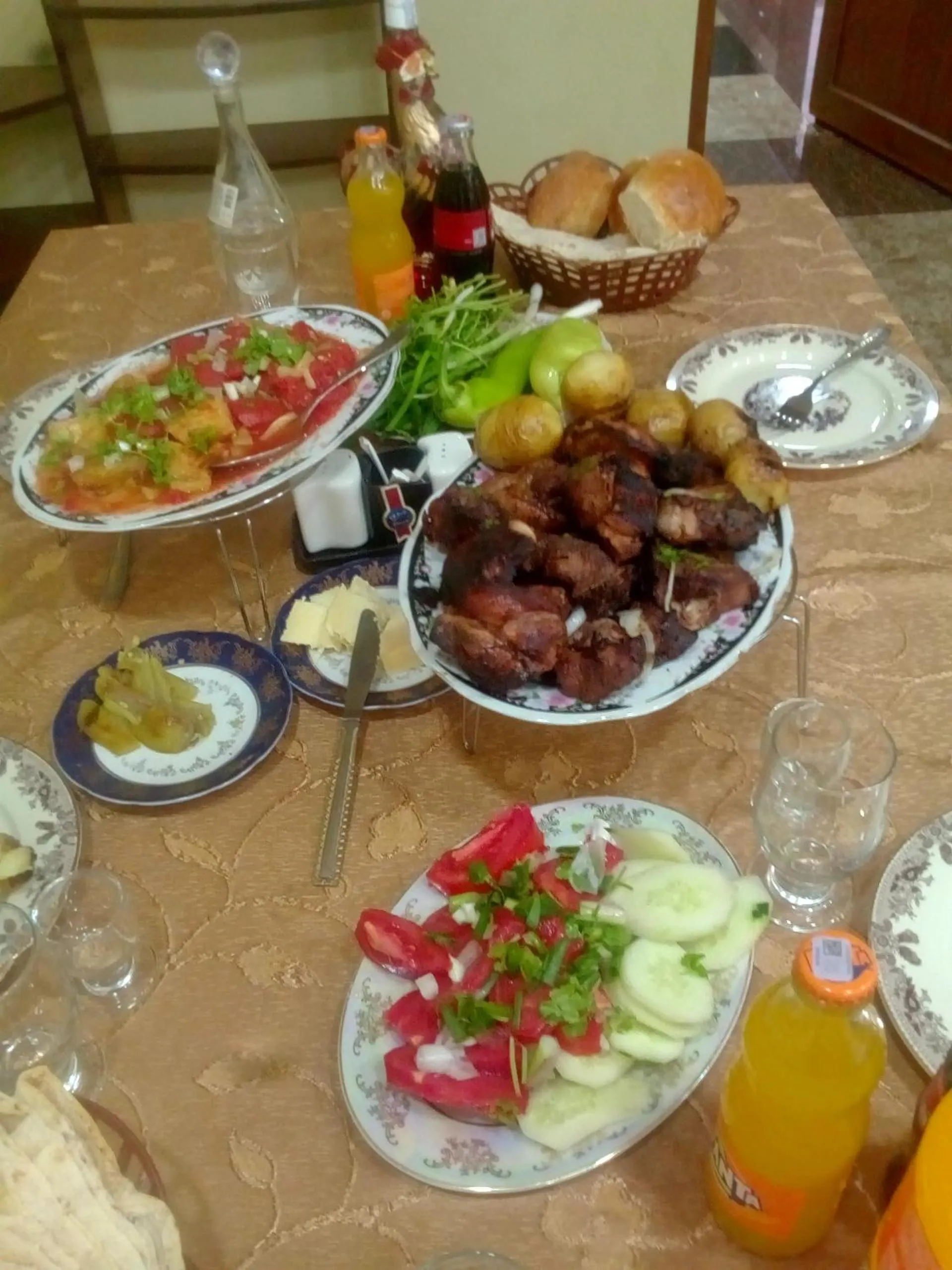 Food and drinks in Hotel Noy