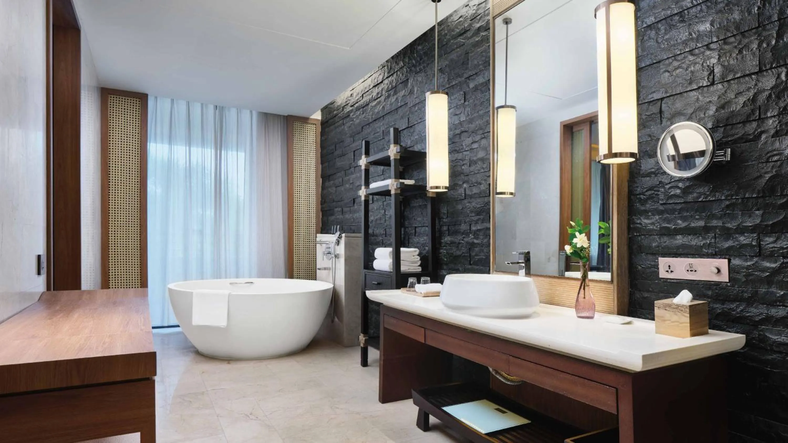 Bathroom in Crowne Plaza Hailing Island by IHG