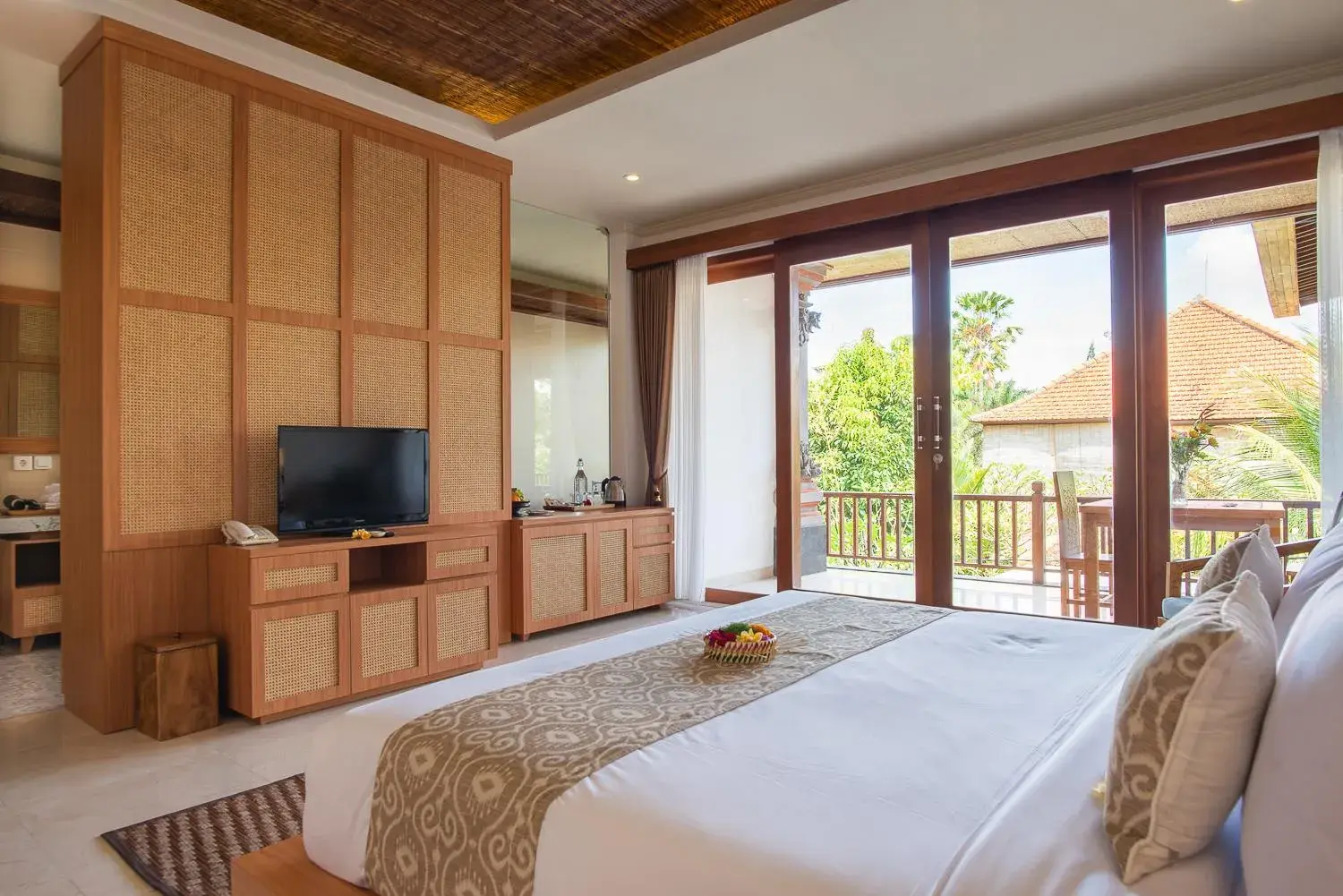 Photo of the whole room, Bed in Budhi Ayu Villas and Cottages Ubud by Mahaputra-CHSE Certified Photo of the whole room, Bed in Budhi Ayu Villas and Cottages Ubud by Mahaputra-CHSE Certified