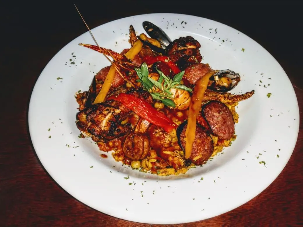 Restaurant/places to eat in hotel le Massilia