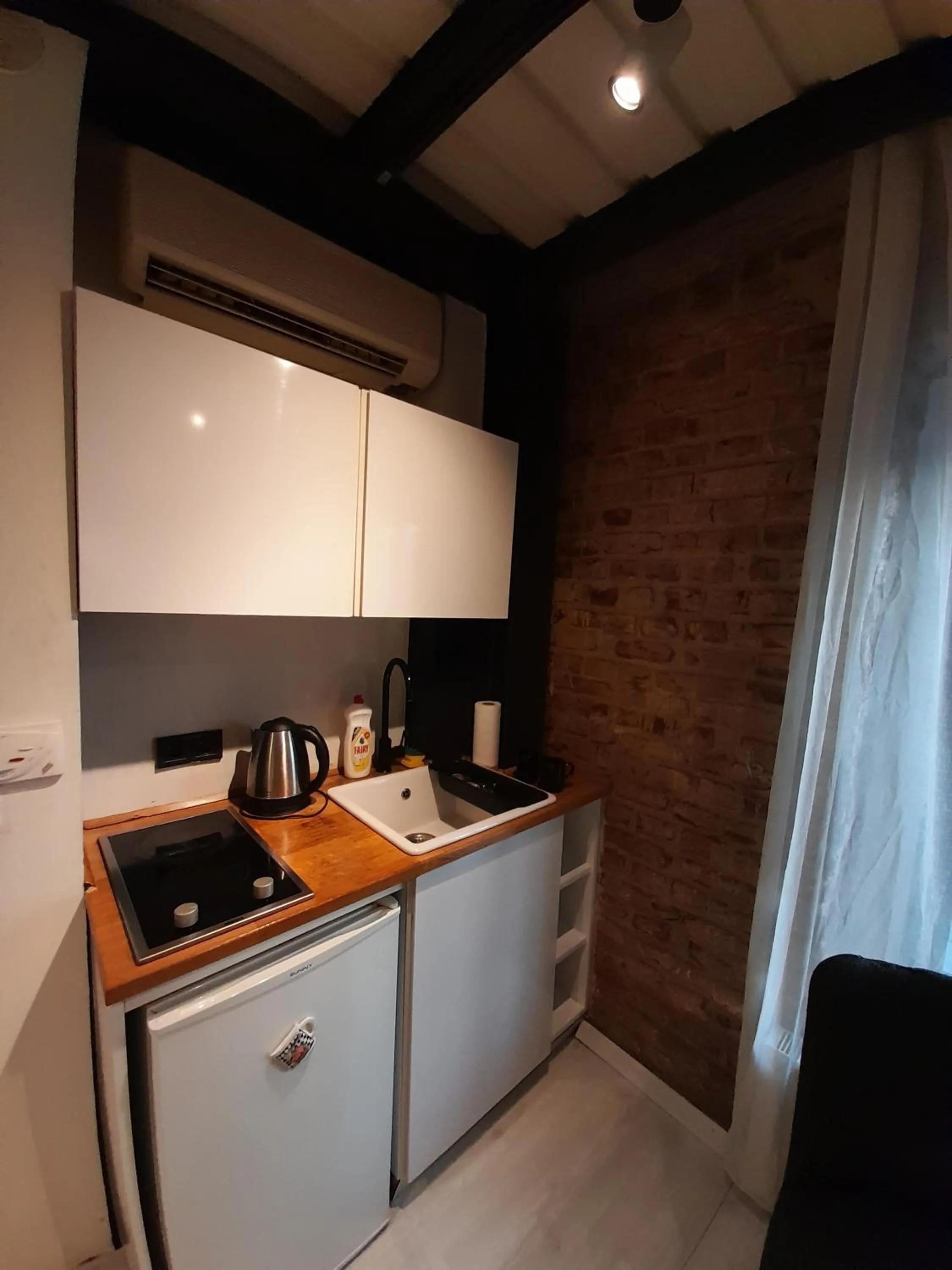 Coffee/tea facilities in Taxim No18 Boutique Hotel