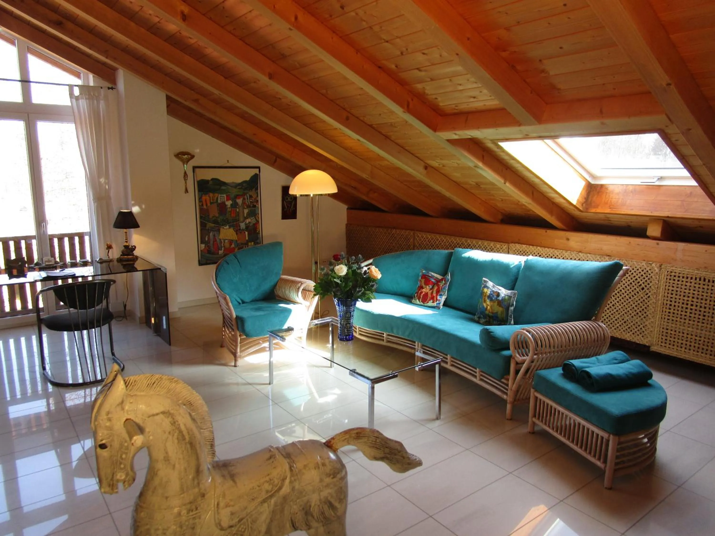 Day in Chalet Valley