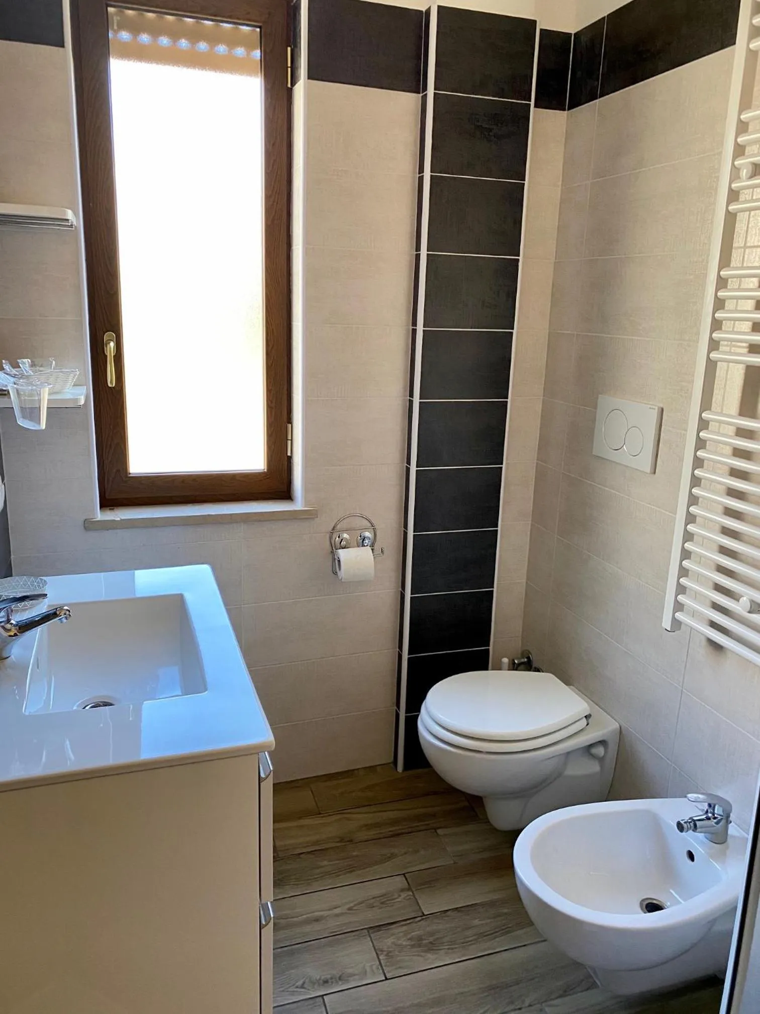 Bathroom in Caruso Rooms