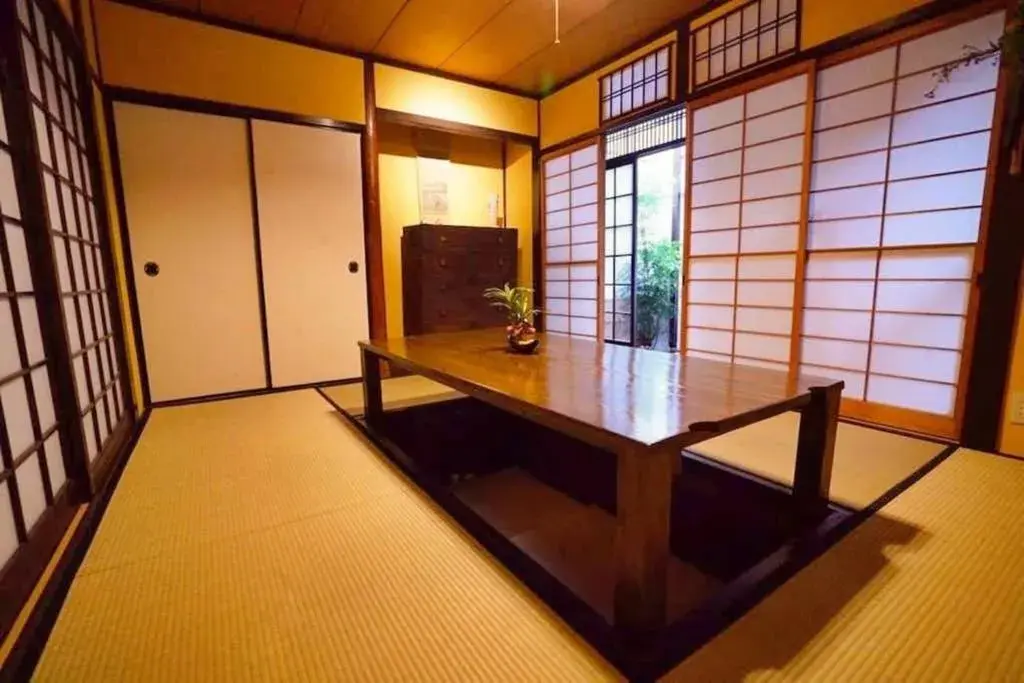 Two-Bedroom House in Ojizo-ya Two-Bedroom House in Ojizo-ya