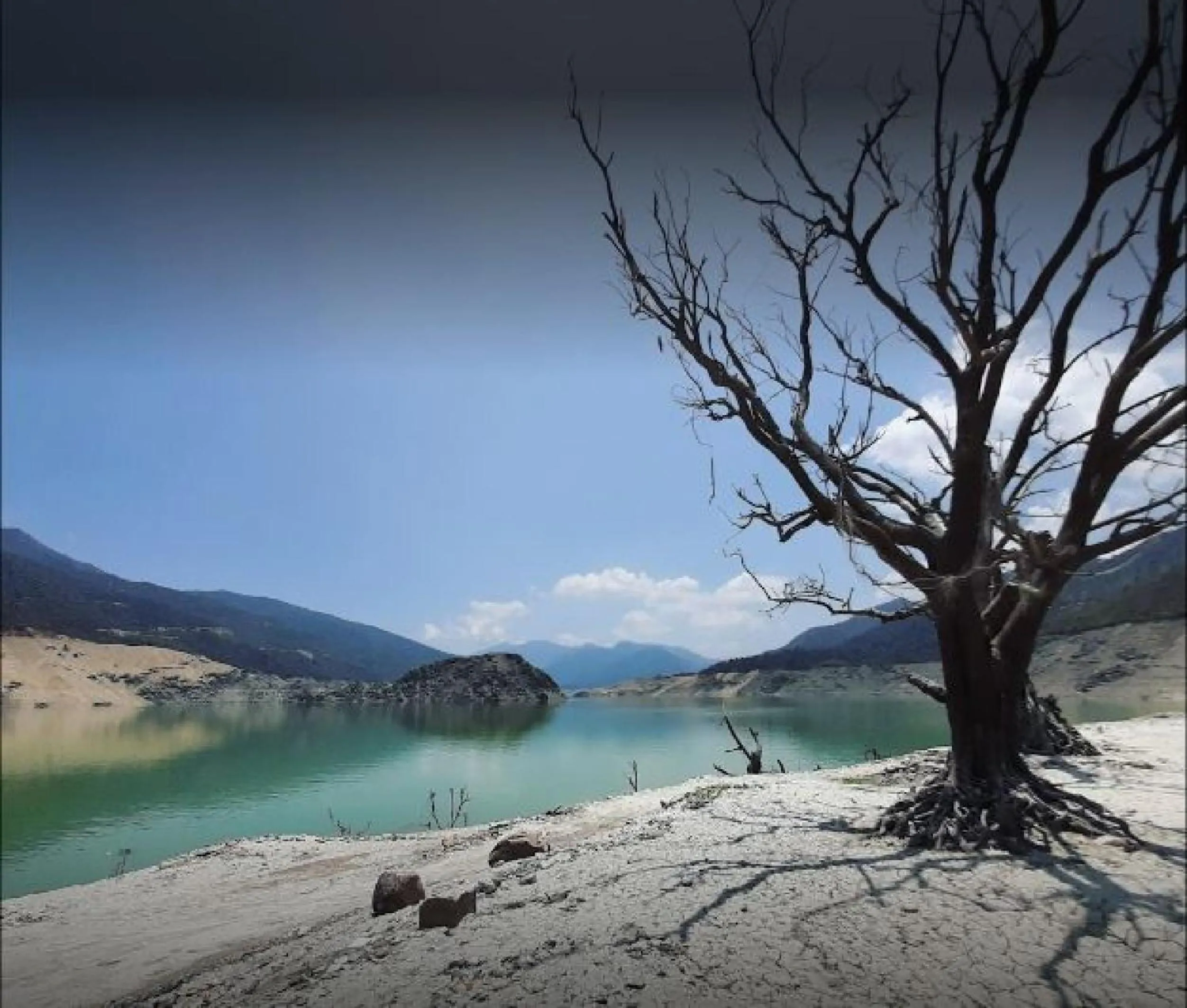 Lake view in Le ROI Floating Huts & Eco Rooms Tehri