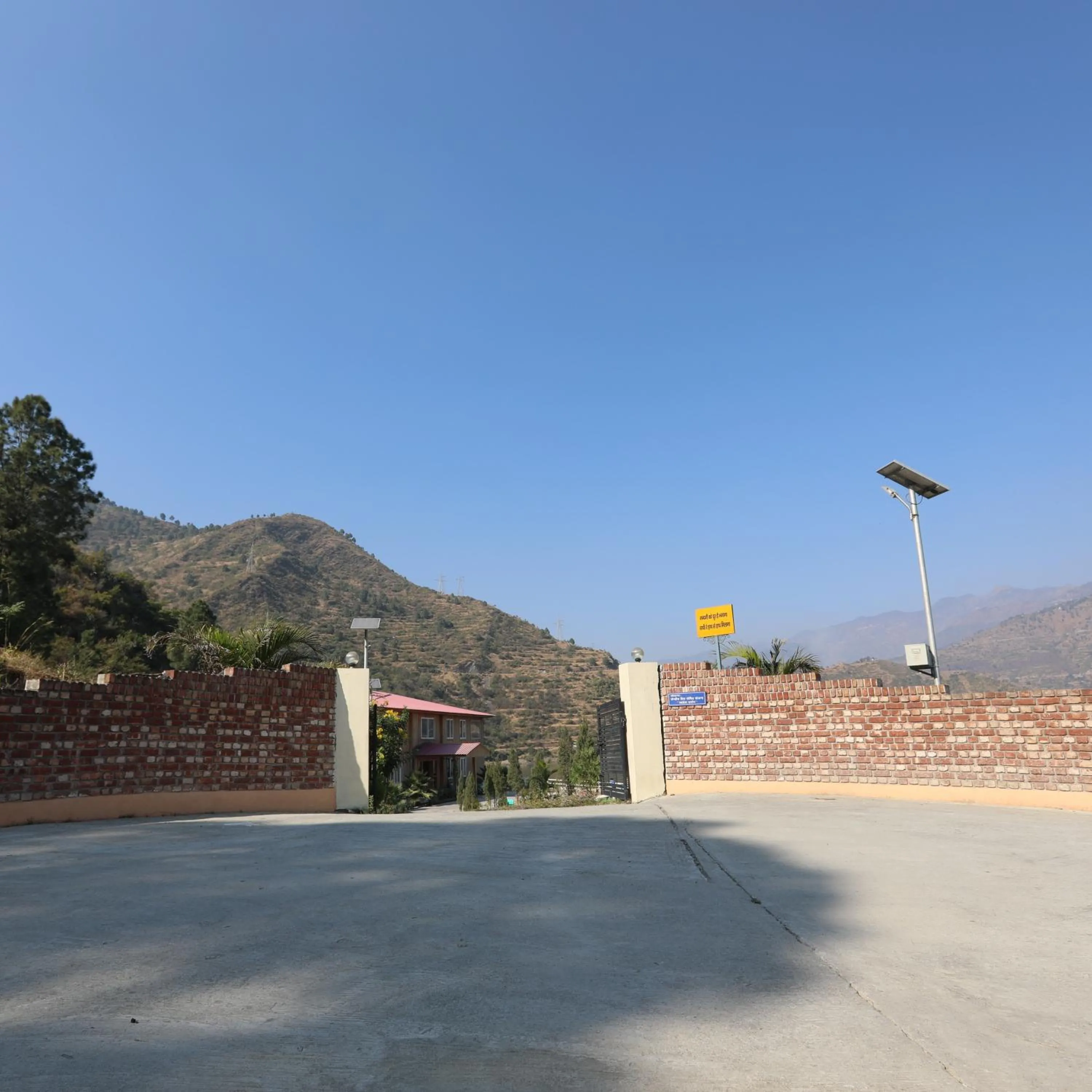 Facade/entrance in Le ROI Floating Huts & Eco Rooms Tehri