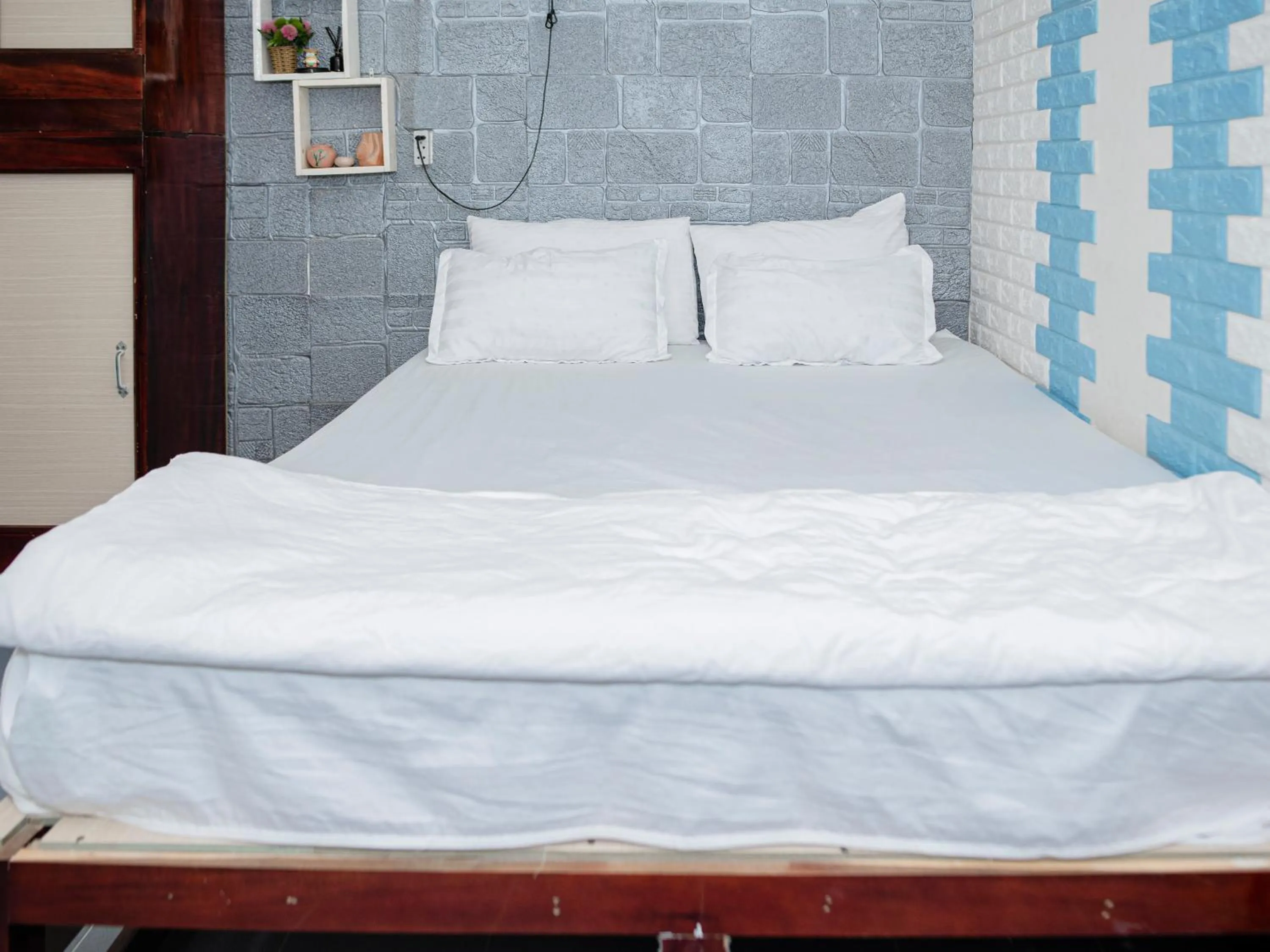 Bedroom, Bed in Bụi Hostel - Ferry to Rạch Giá