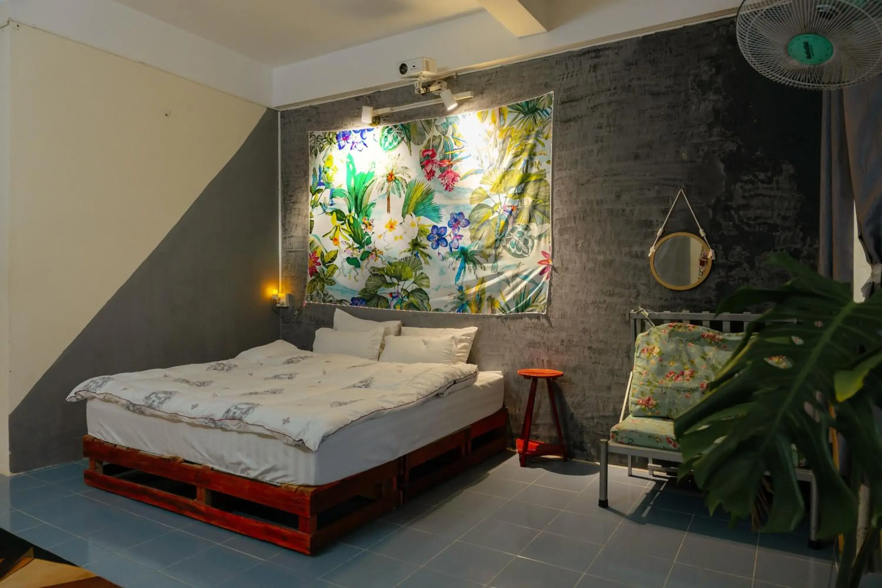 King Room with Balcony in Bụi Hostel - Ferry to Rạch Giá King Room with Balcony in Bụi Hostel - Ferry to Rạch Giá