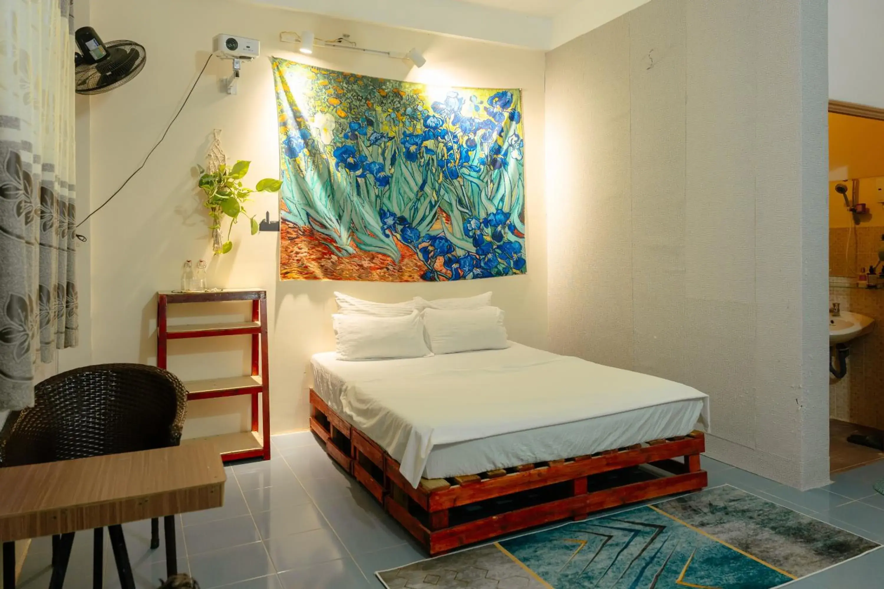 Standard King Room in Bụi Hostel - Ferry to Rạch Giá Standard King Room in Bụi Hostel - Ferry to Rạch Giá