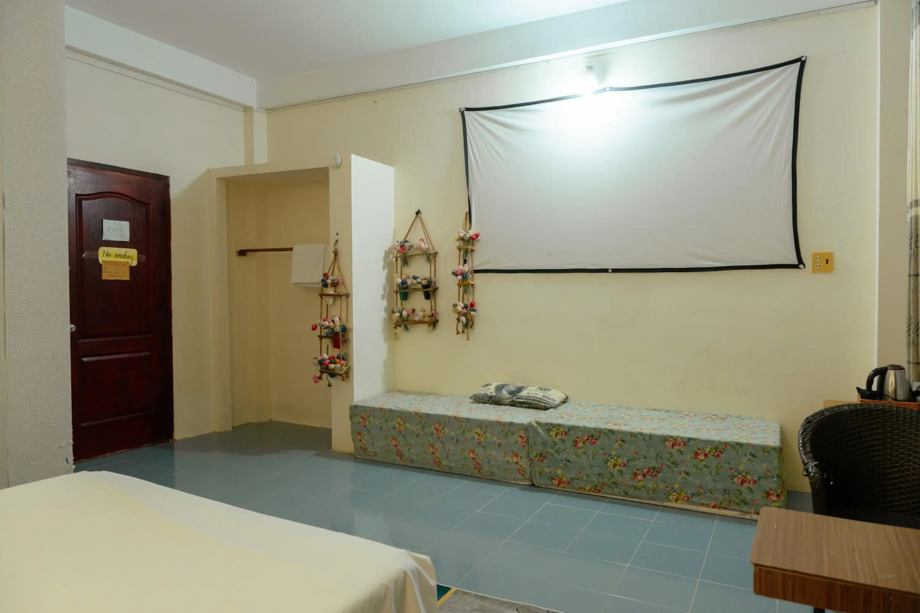 furniture in Bụi Hostel - Ferry to Rạch Giá